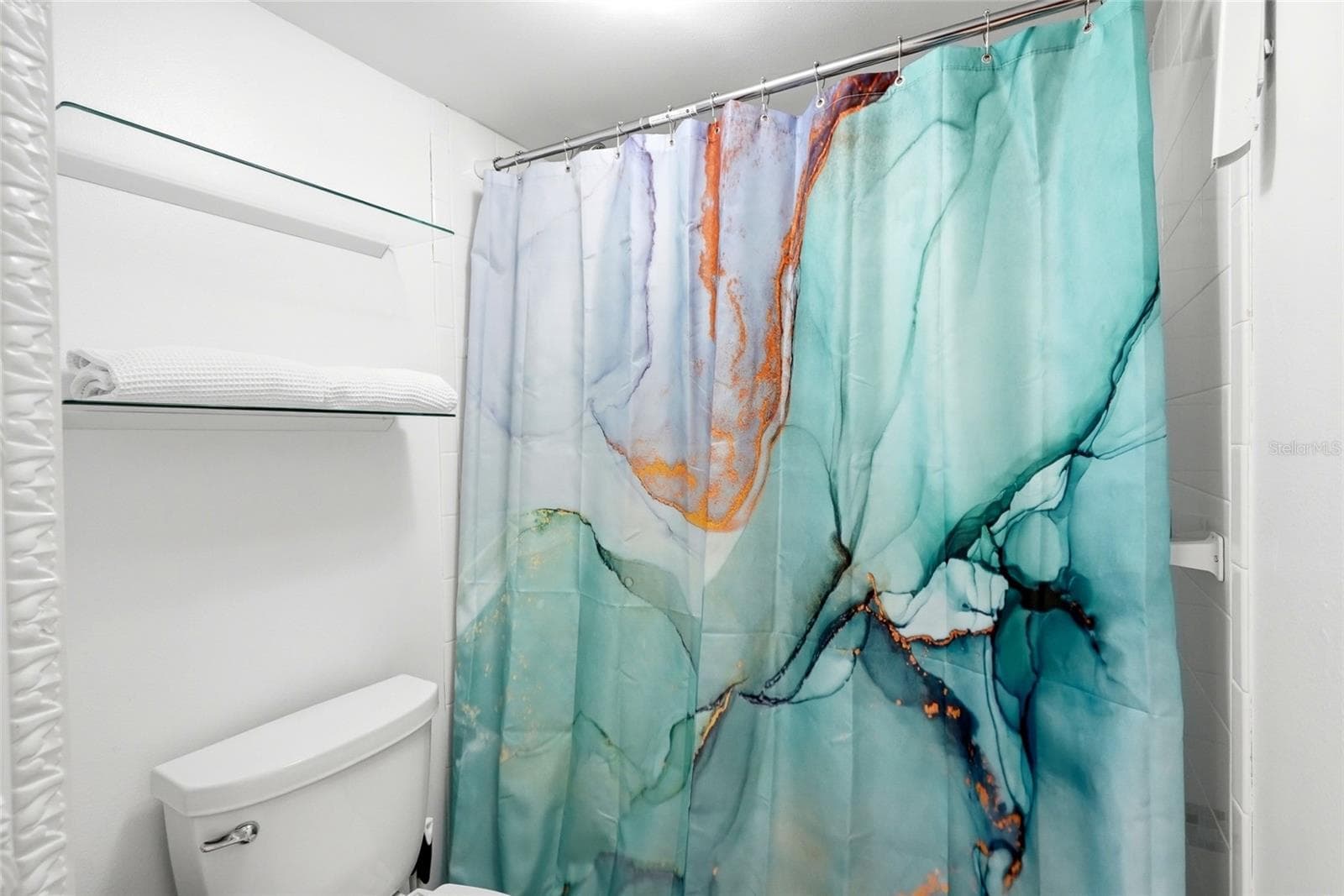 Secondary Bathroom - 5855 MIDNIGHT PASS RD #222, SARASOTA