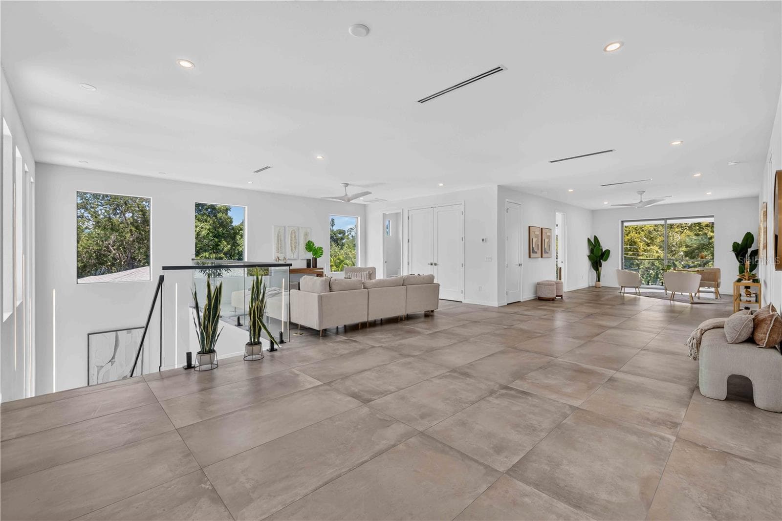 Single Family Residence at 2419 HILLVIEW ST, SARASOTA, photo 27 of 62