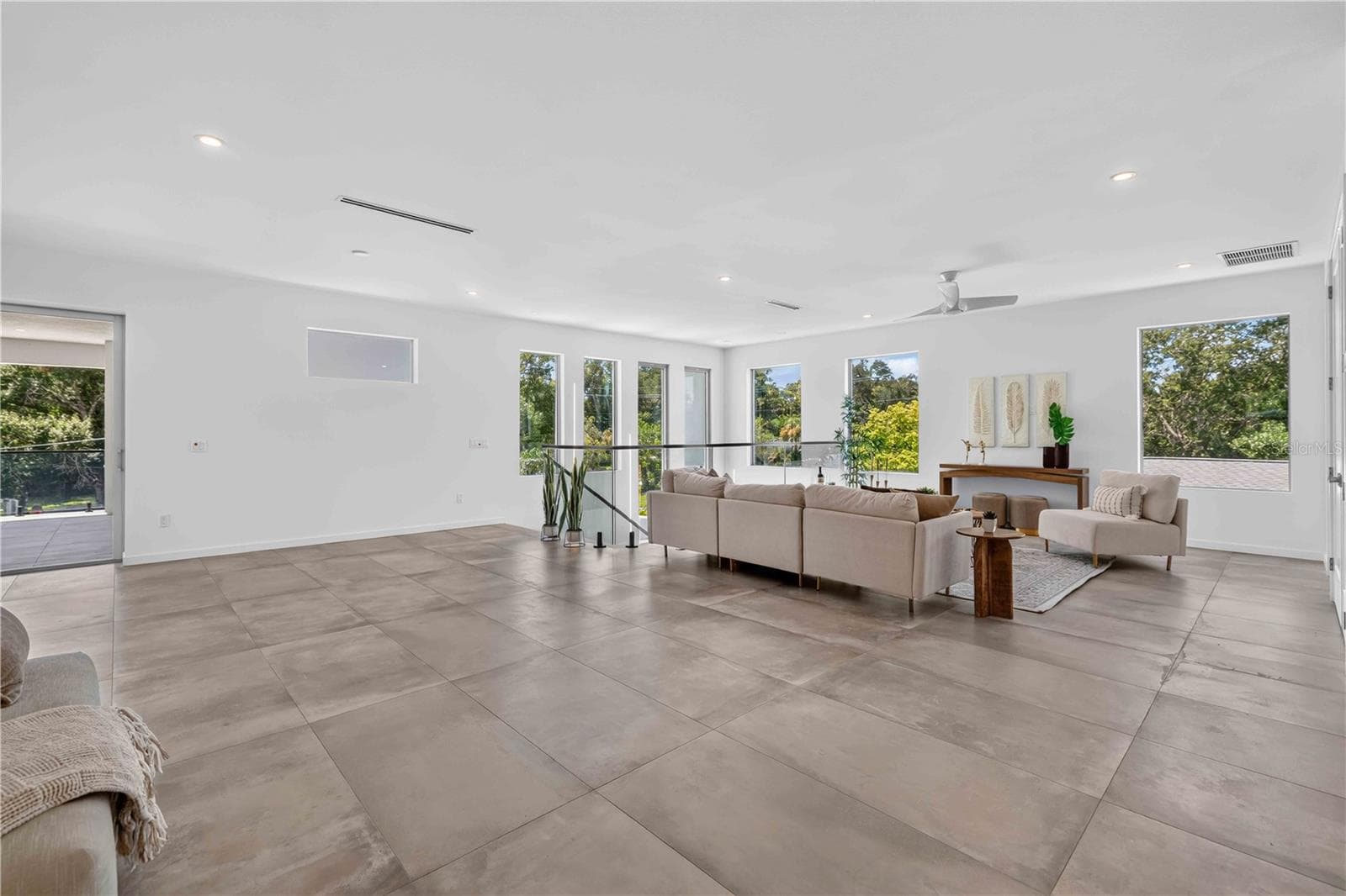 Single Family Residence at 2419 HILLVIEW ST, SARASOTA, photo 29 of 62