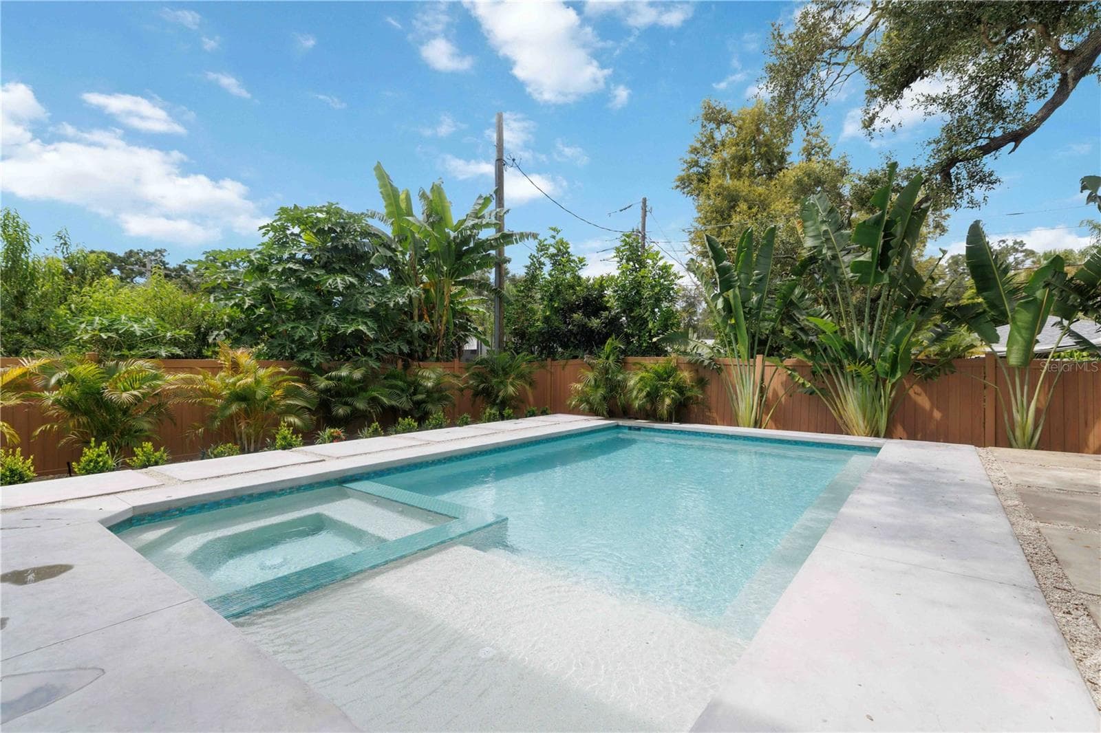 Single Family Residence at 2419 HILLVIEW ST, SARASOTA, photo 51 of 62