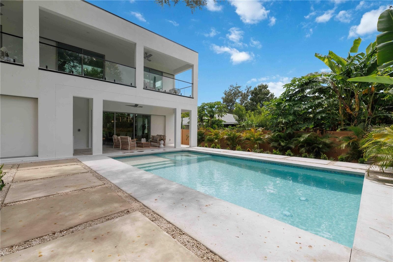 Single Family Residence at 2419 HILLVIEW ST, SARASOTA, photo 54 of 62
