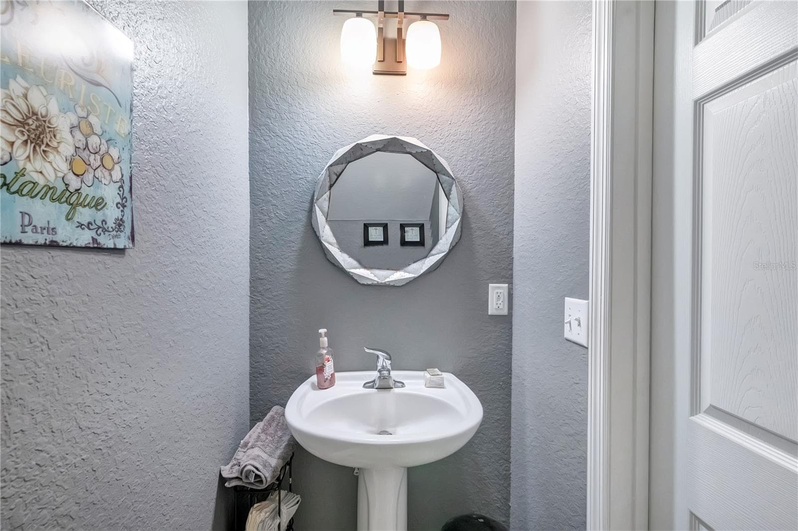 Townhouse at 612 SHROPSHIRE LOOP, SANFORD, photo 12 of 27
