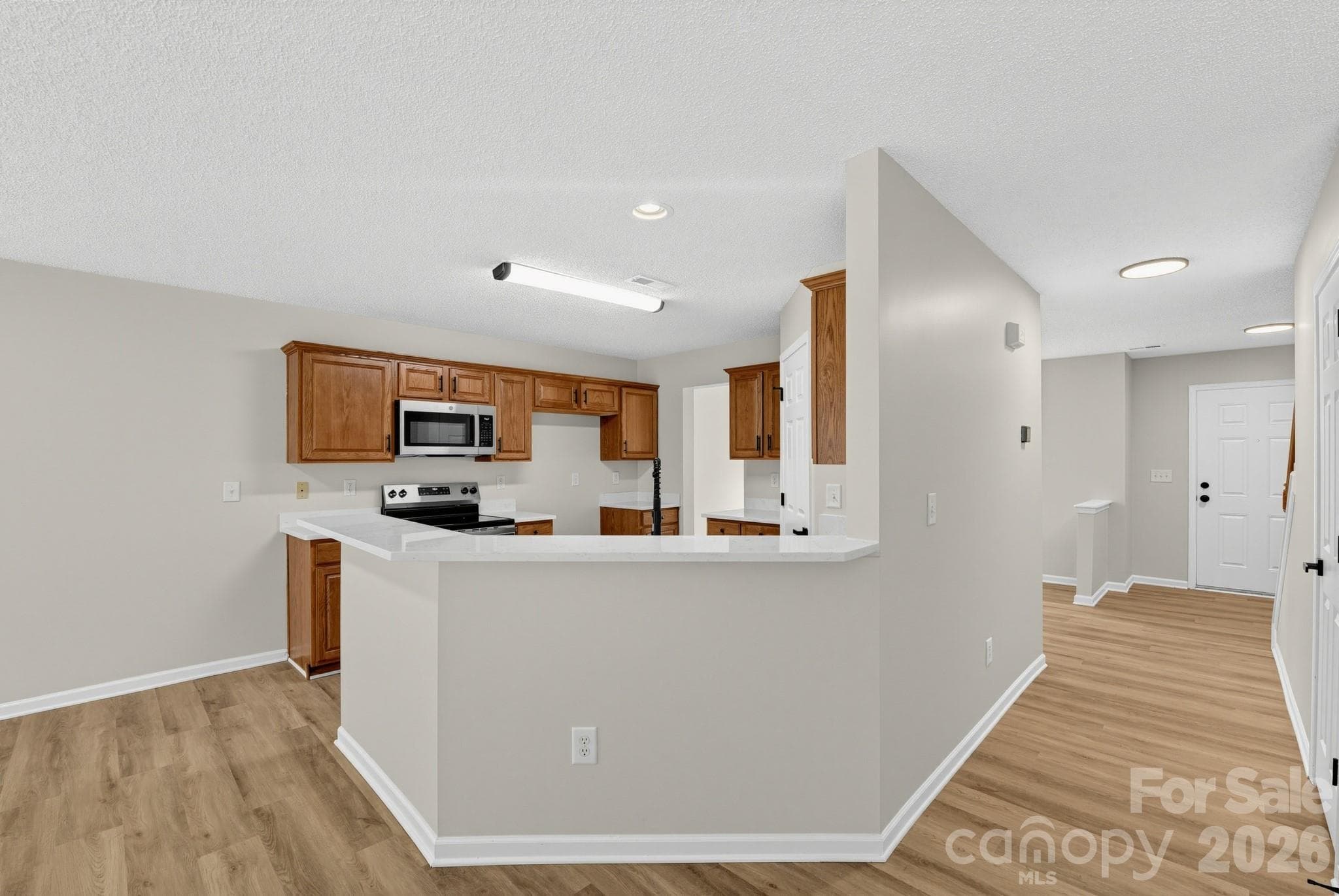 Single Family Residence at 1034 Chalk Hill Lane, Charlotte, photo 8 of 28