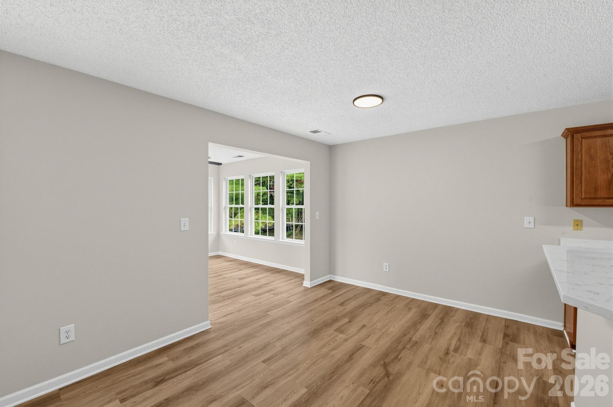 Single Family Residence at 1034 Chalk Hill Lane, Charlotte, photo 12 of 28