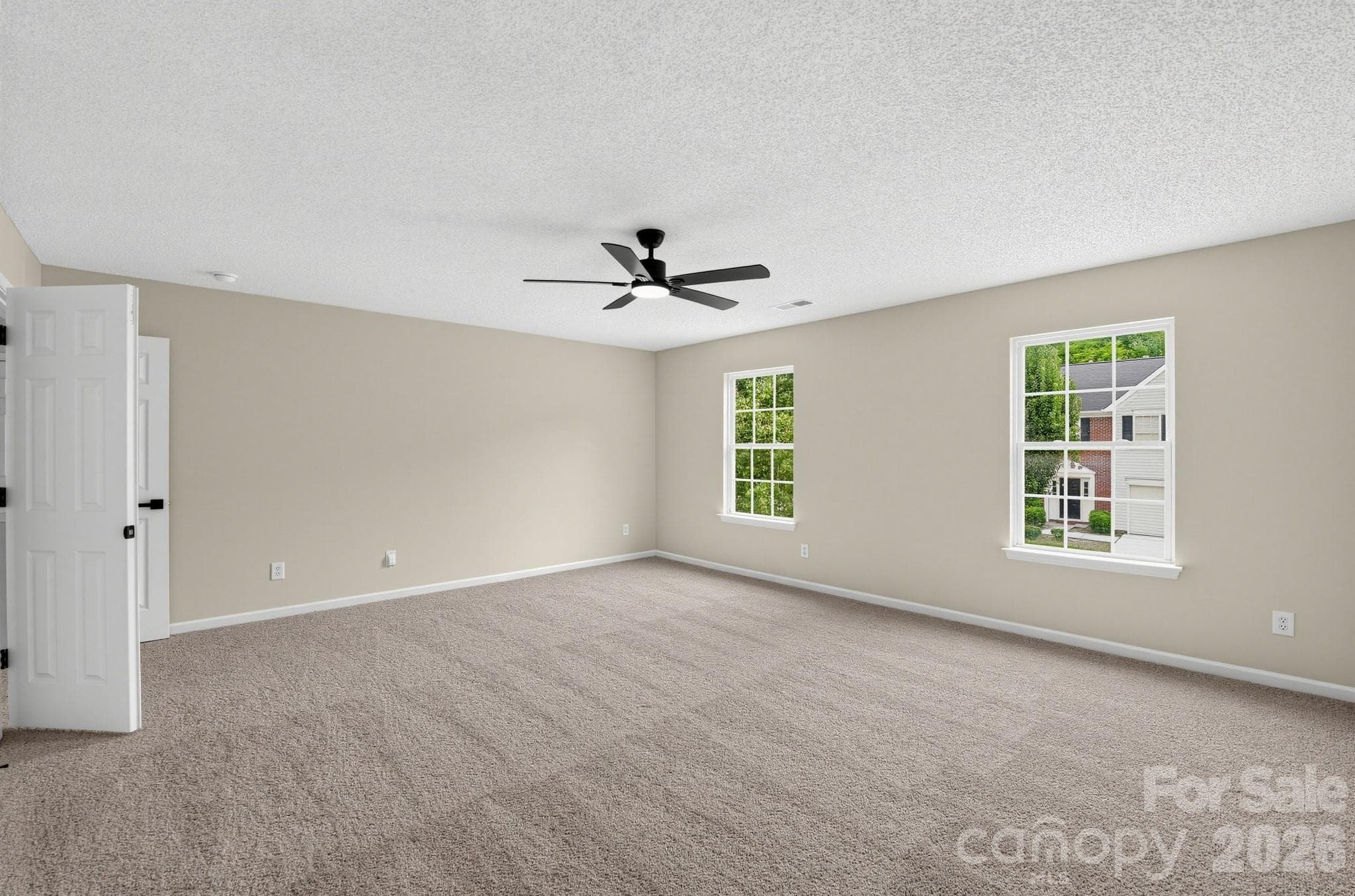Single Family Residence at 1034 Chalk Hill Lane, Charlotte, photo 18 of 28