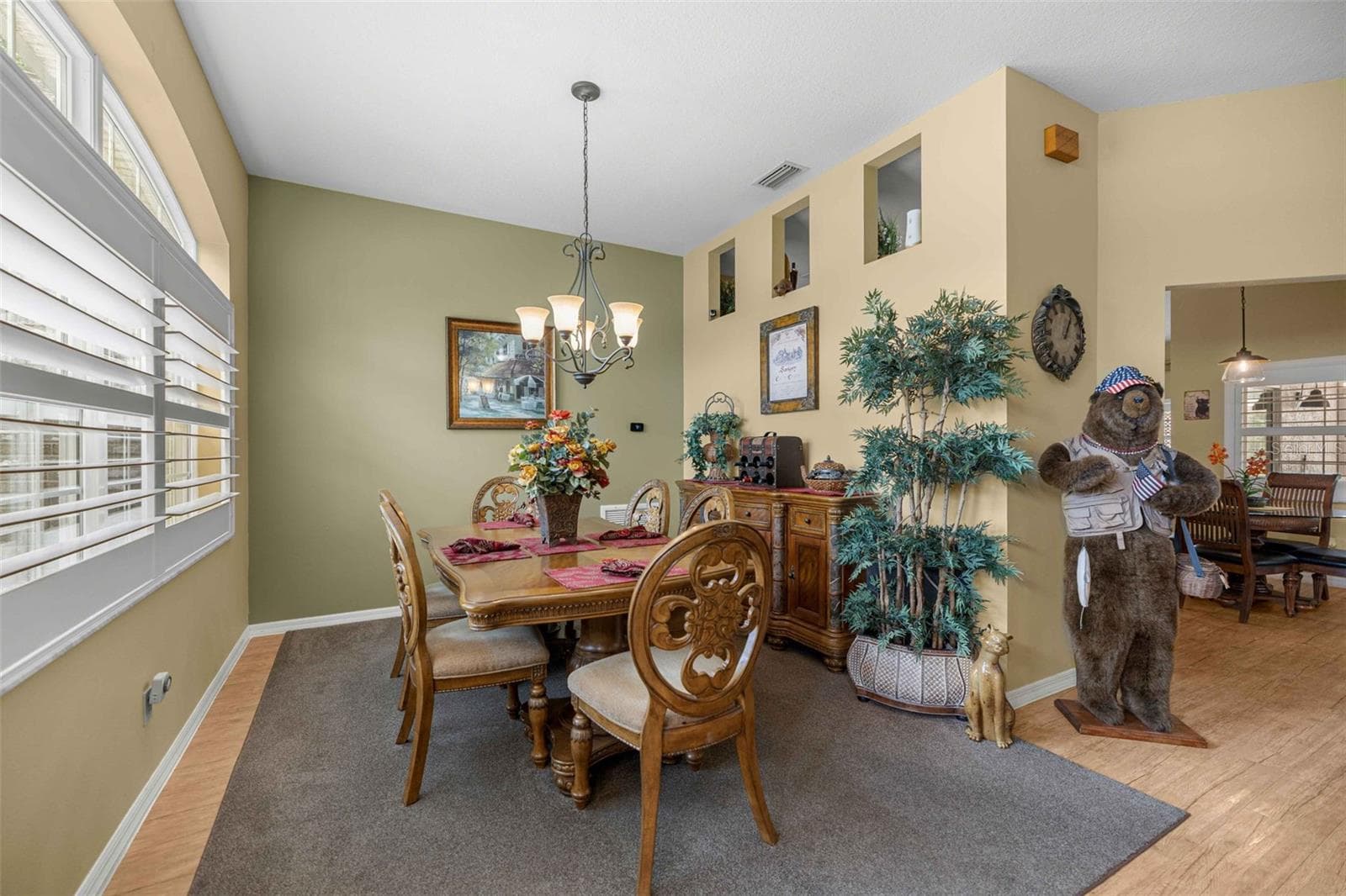 Dining Area - 5592 NE 61ST AVENUE RD, SILVER SPRINGS