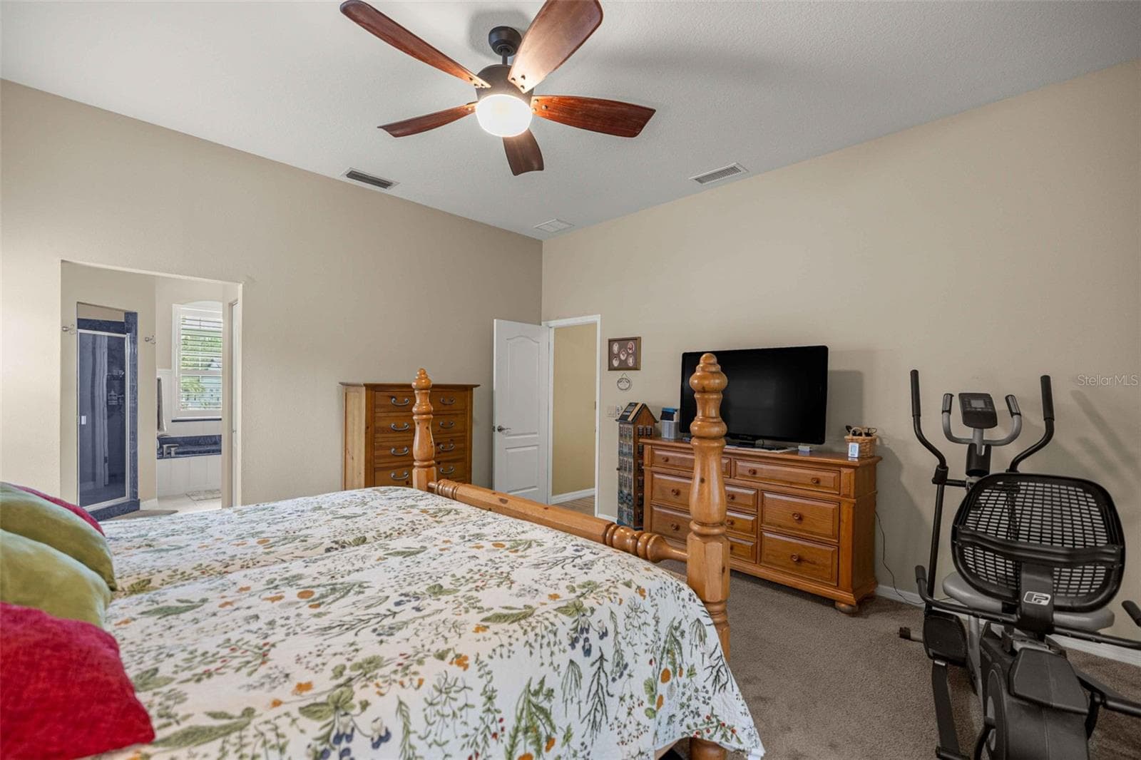 Primary Bedroom - 5592 NE 61ST AVENUE RD, SILVER SPRINGS