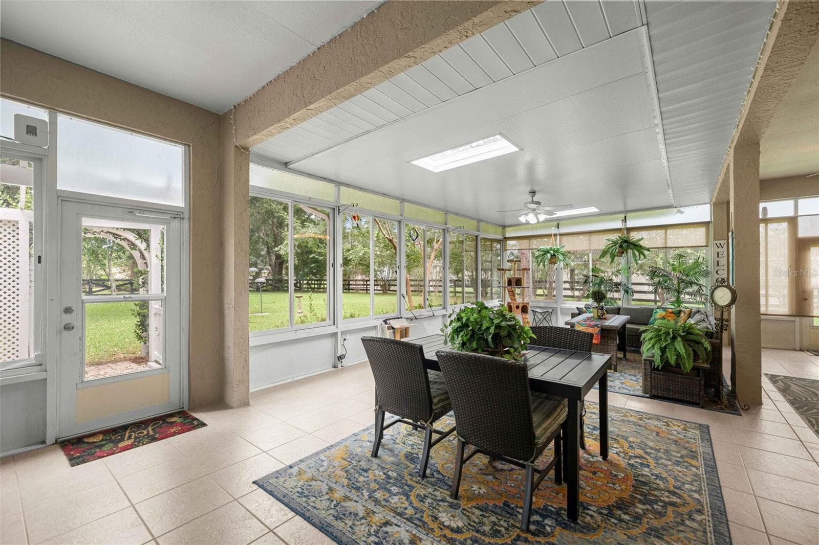 Large Florida Room - 5592 NE 61ST AVENUE RD, SILVER SPRINGS
