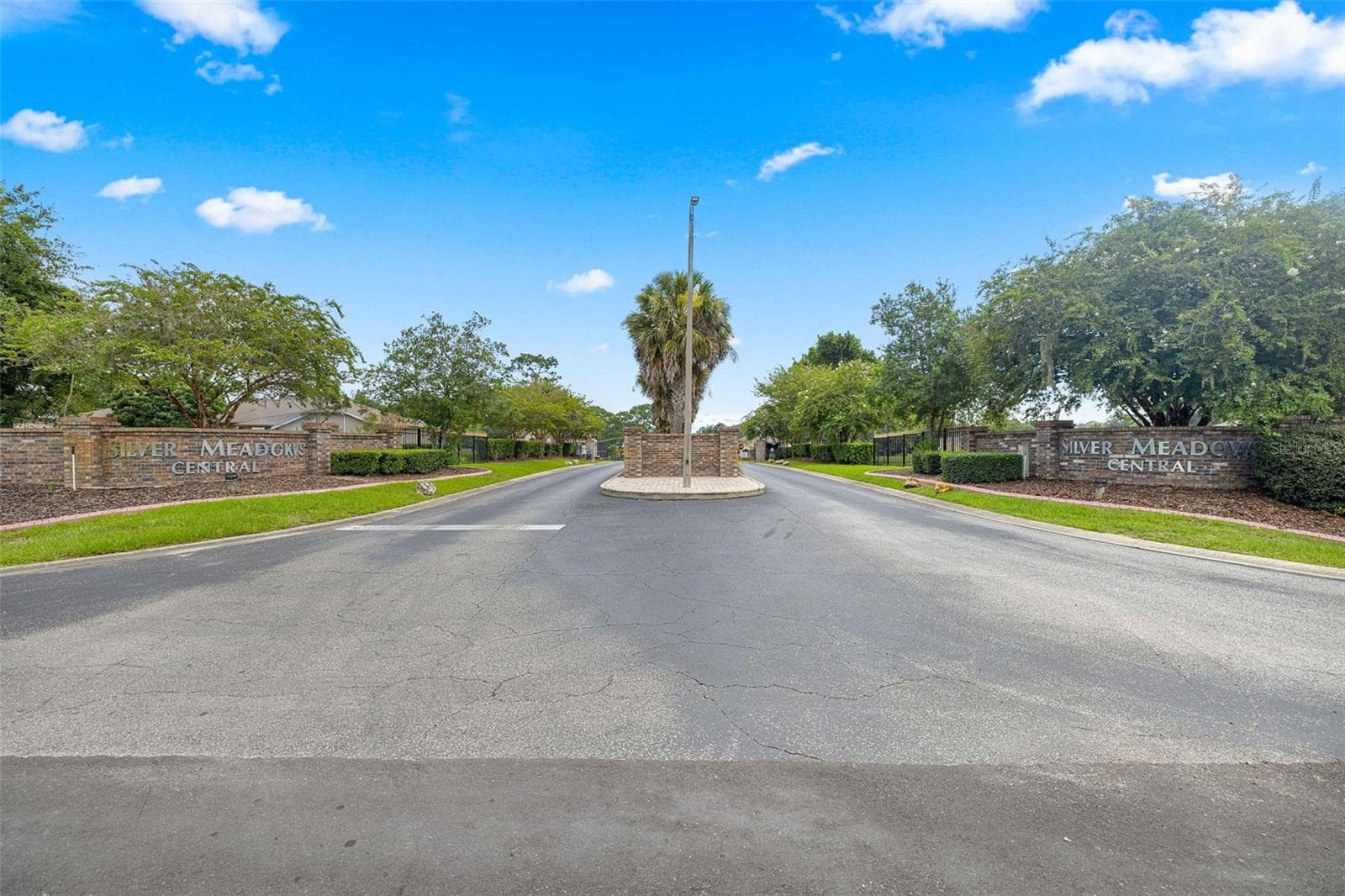 Community Gated Entrance - 5592 NE 61ST AVENUE RD, SILVER SPRINGS