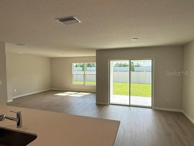 Single Family Residence at 5732 SILVER MOONLIGHT DR, PALMETTO, photo 3 of 41
