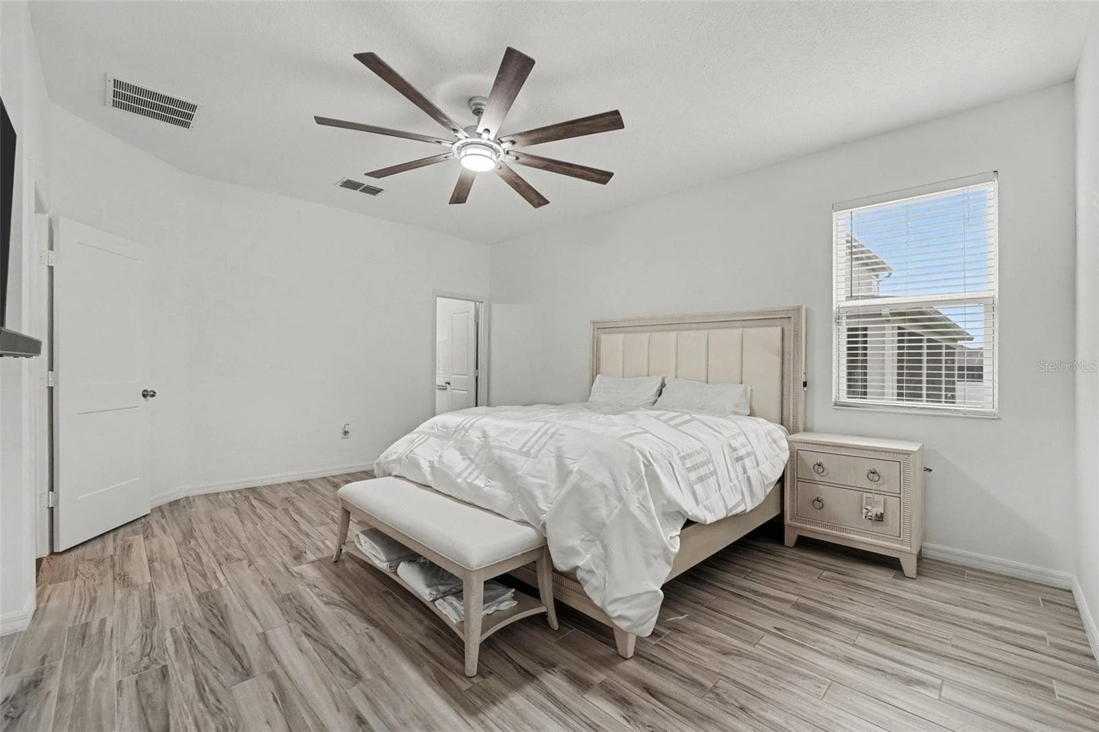 Single Family Residence at 2912 BOATING BLVD, KISSIMMEE, photo 12 of 33