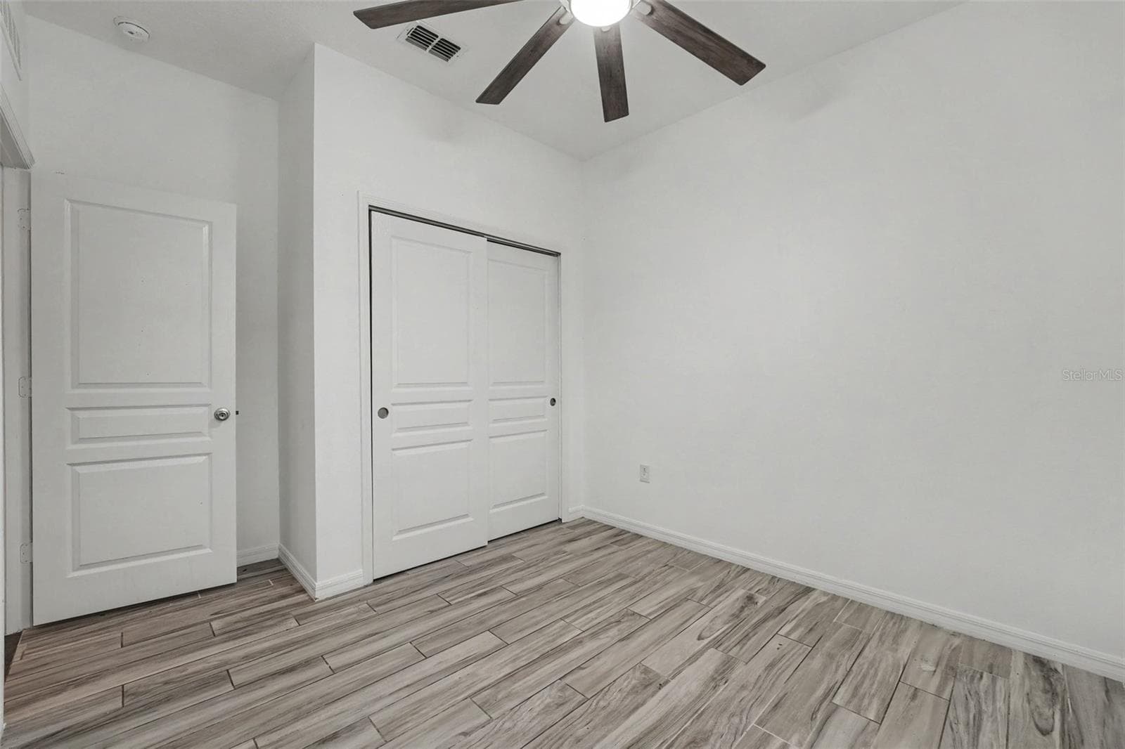 Single Family Residence at 2912 BOATING BLVD, KISSIMMEE, photo 17 of 33