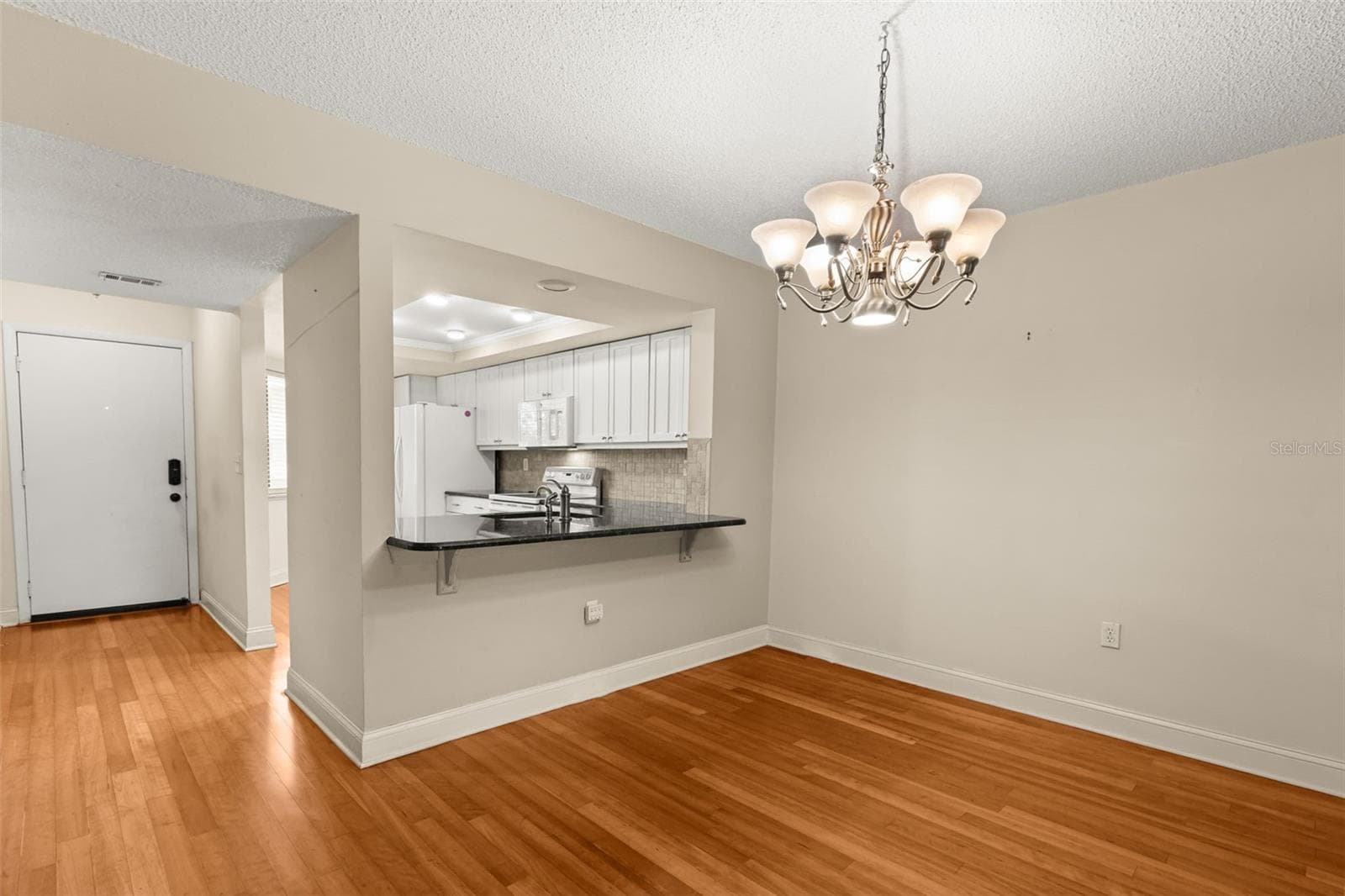 Condominium at 4101 FAIRVIEW VISTA PT #229, ORLANDO, photo 7 of 31