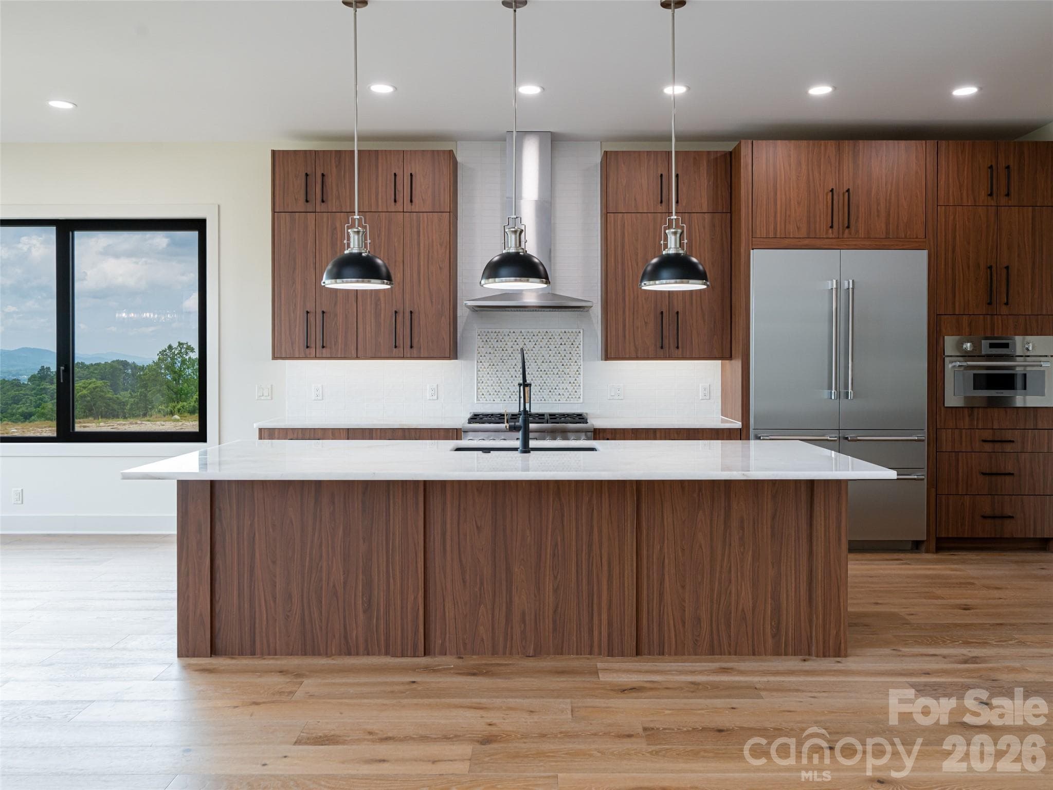 Single Family Residence at 24 S Watchman Drive, Hendersonville, photo 6 of 47