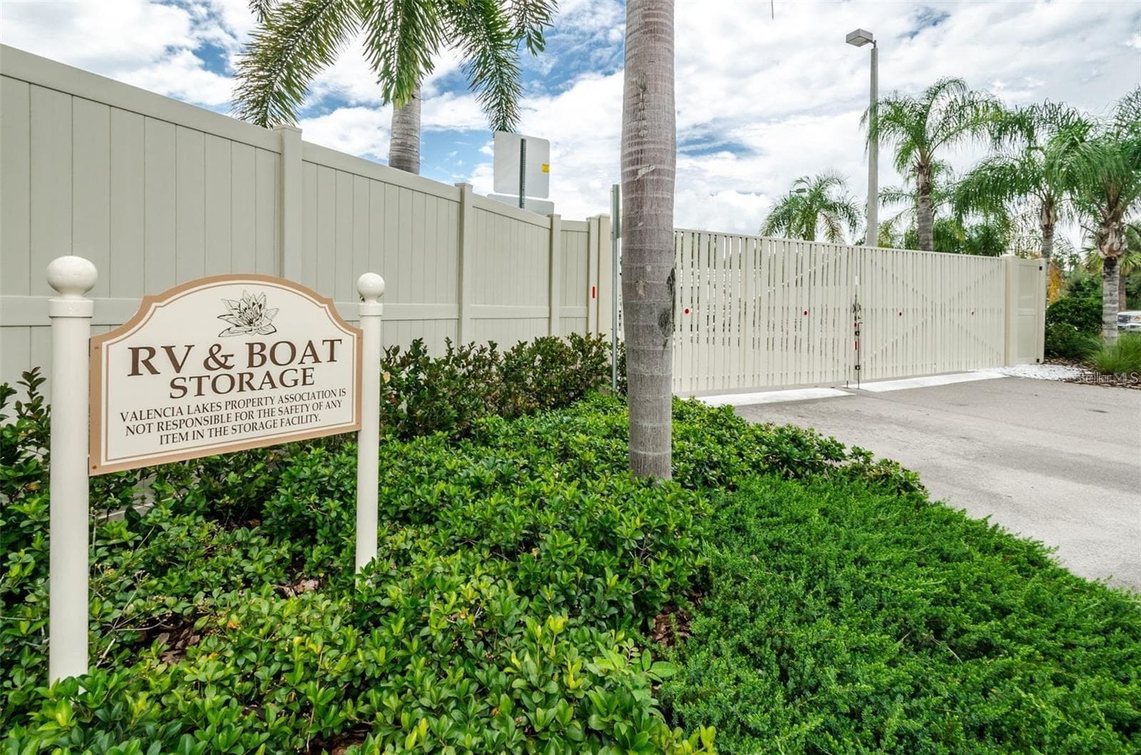 Villa at 4874 MARBLE SPRINGS CIR, WIMAUMA, photo 82 of 83
