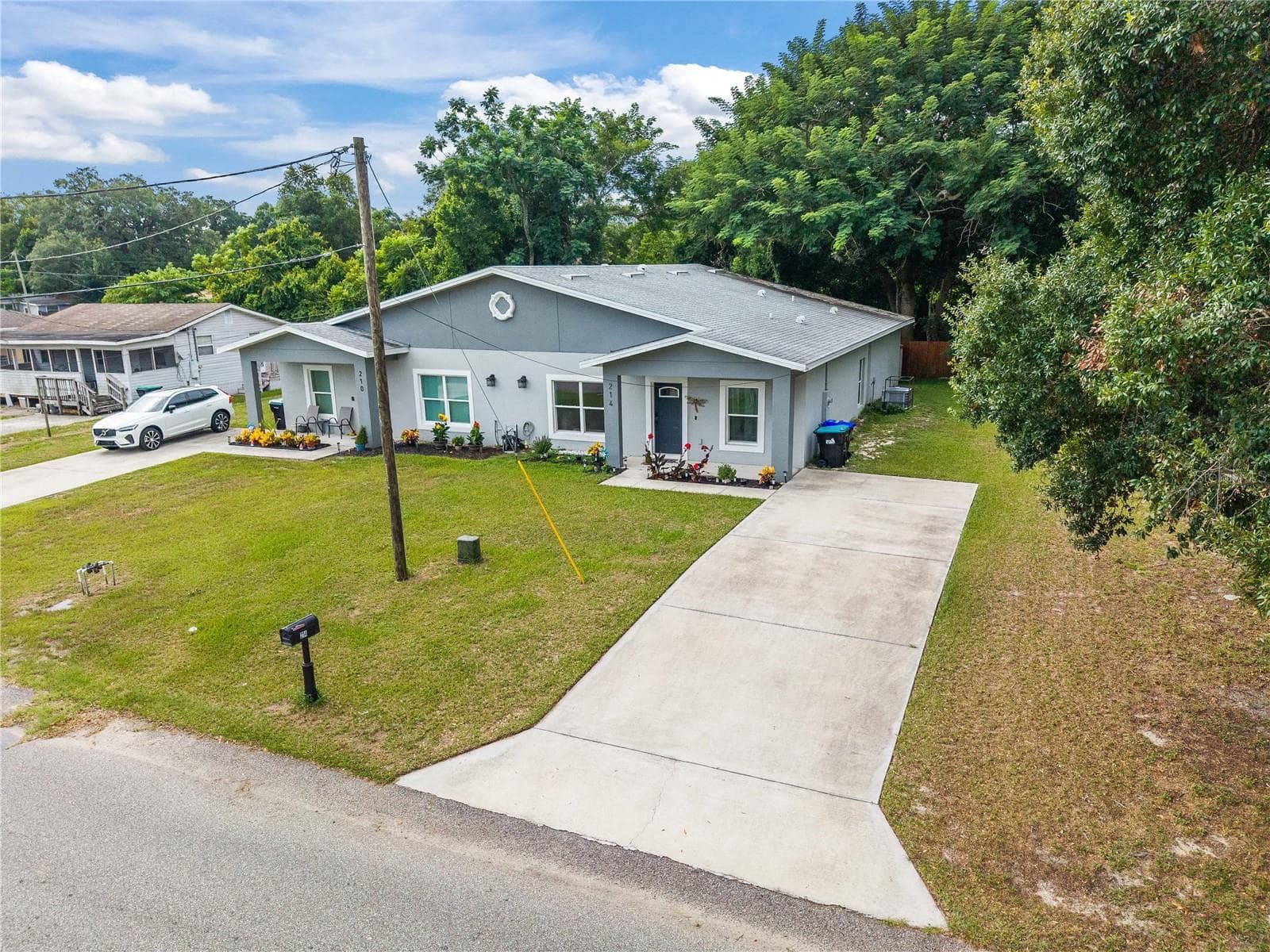 Half Duplex at 214 W 15TH ST, APOPKA, photo 31 of 34