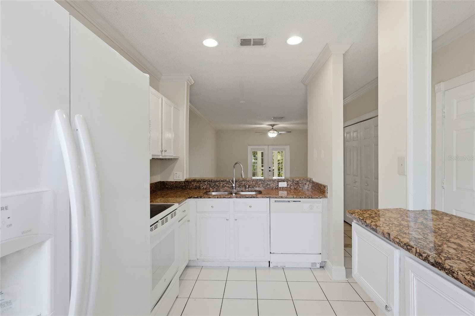 Townhouse at 5416 CARROLLWOOD KEY DR #8, TAMPA, photo 9 of 33