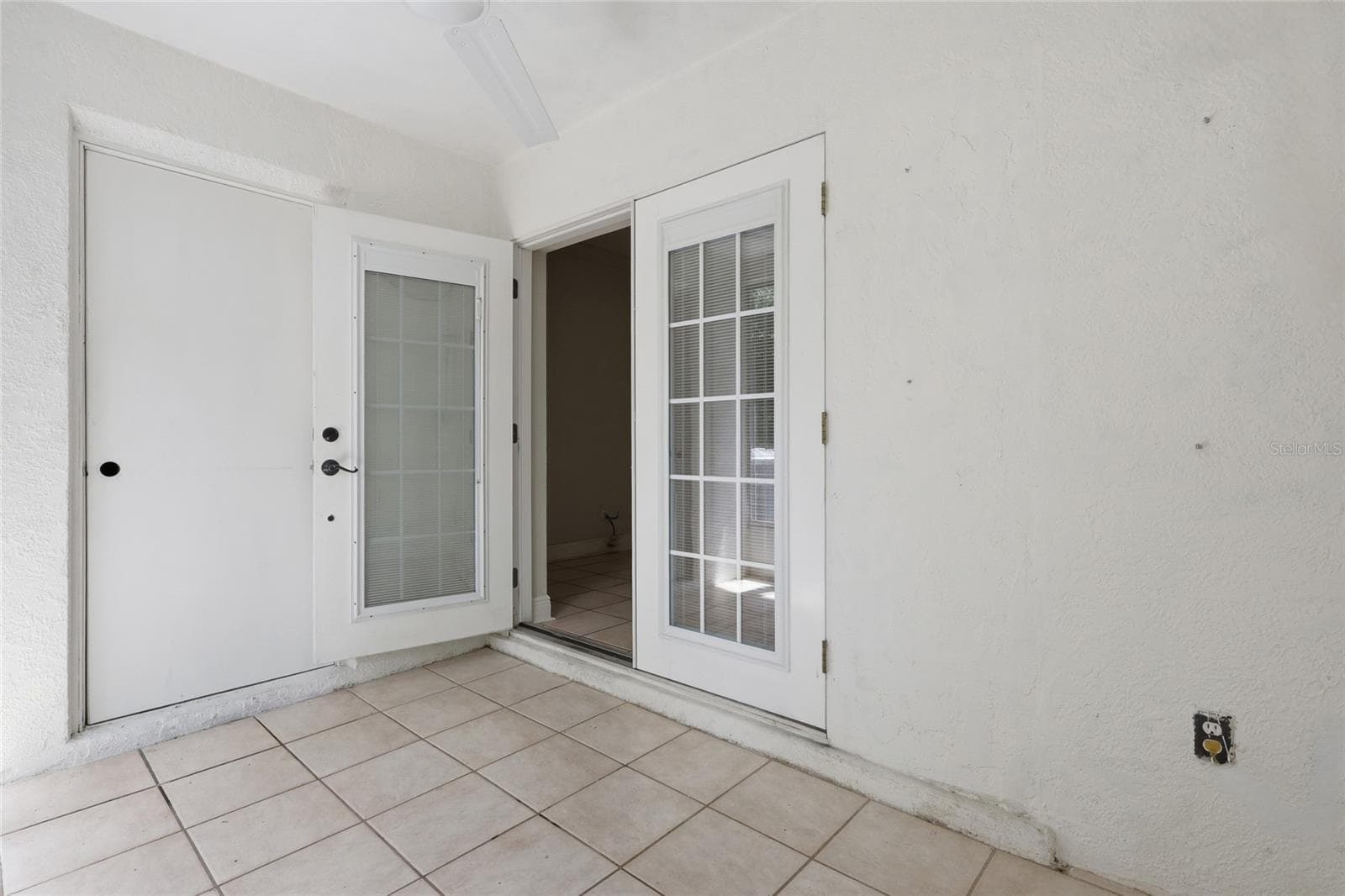 Townhouse at 5416 CARROLLWOOD KEY DR #8, TAMPA, photo 25 of 33