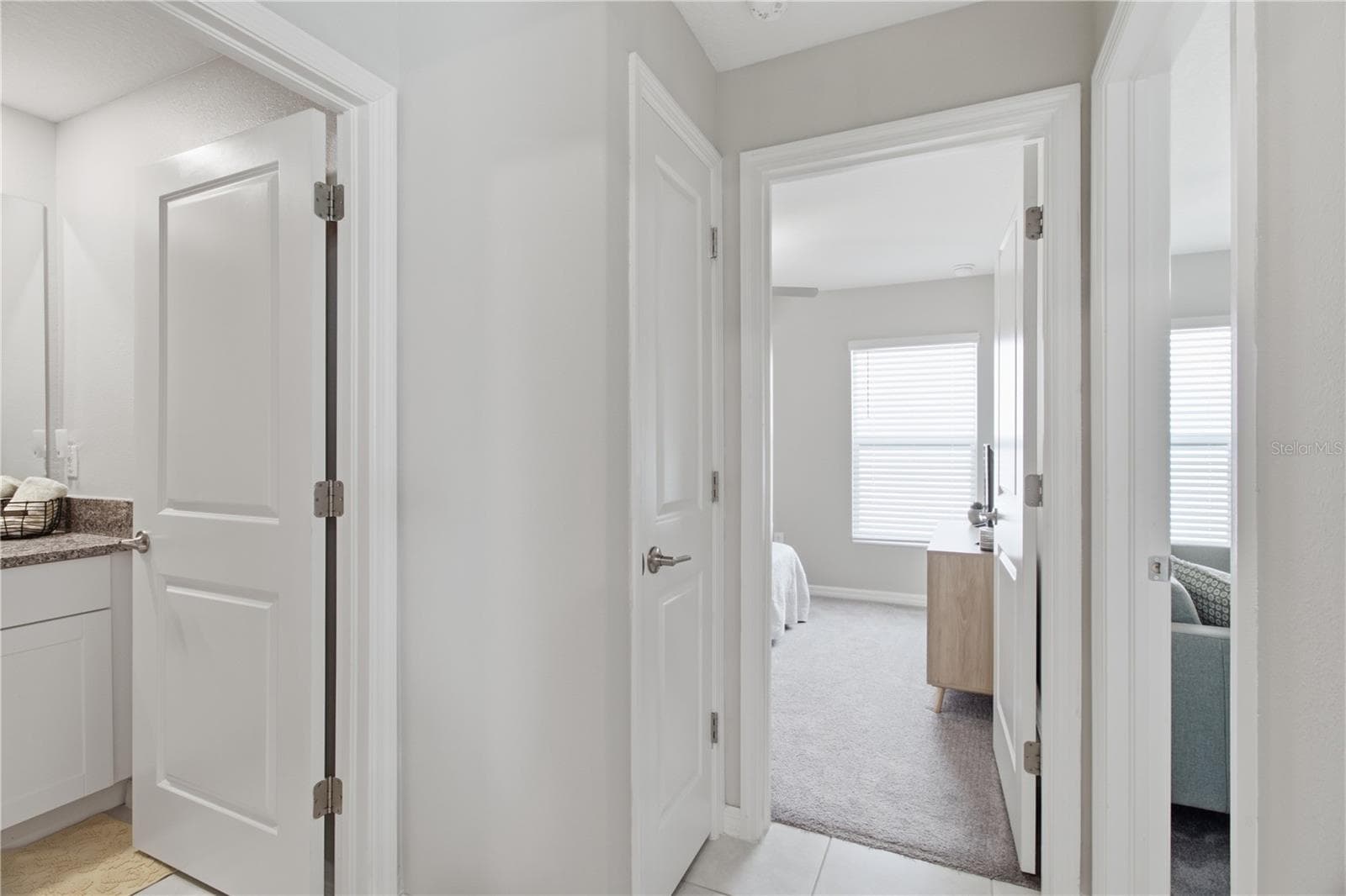 Single Family Residence at 10331 BLUE PLUME CT, RIVERVIEW, photo 26 of 57