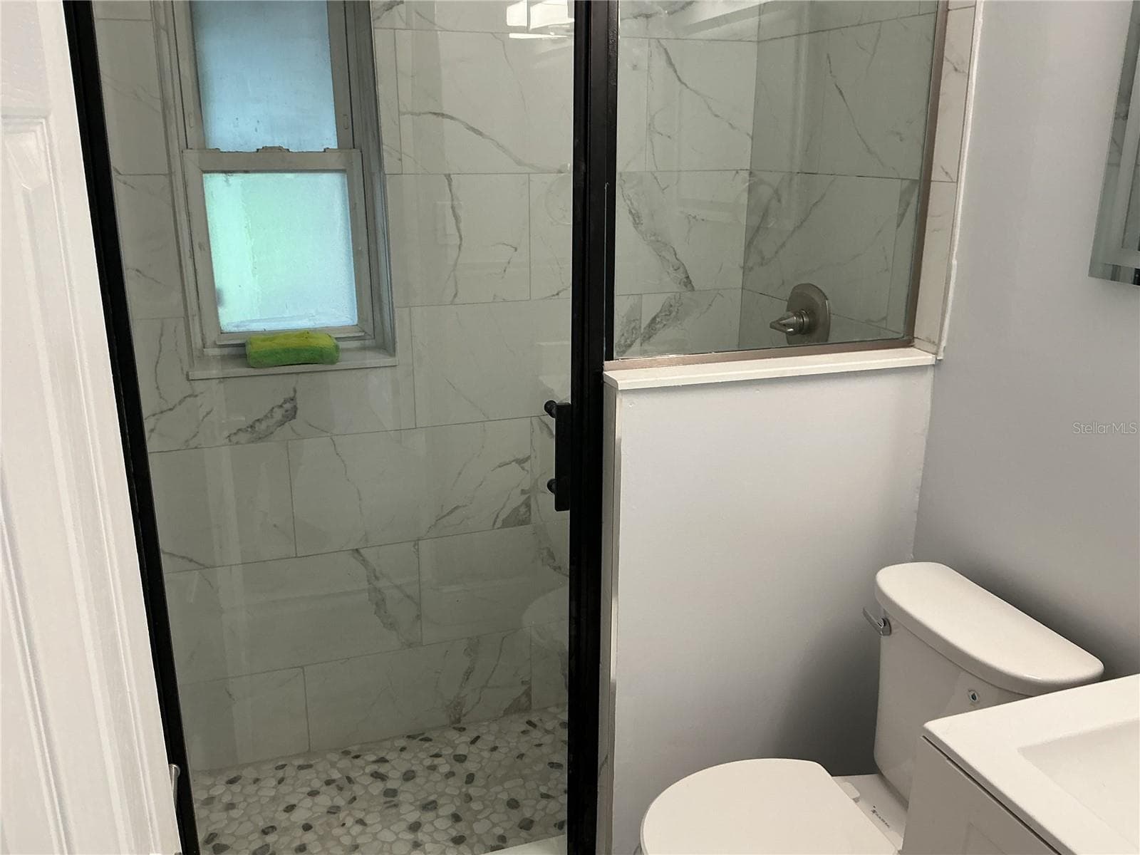 Bath - 4660 71ST AVE N, PINELLAS PARK