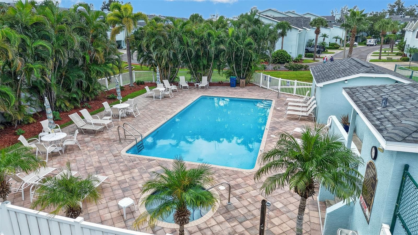 Condominium at 1 WINDRUSH BLVD #65, INDIAN ROCKS BEACH, photo 28 of 38