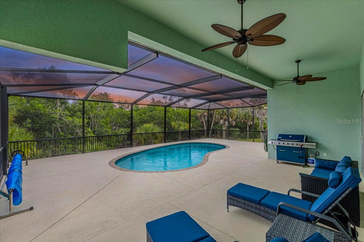 Single Family Residence at 16883 ACAPULCO RD, PUNTA GORDA, photo 4 of 45