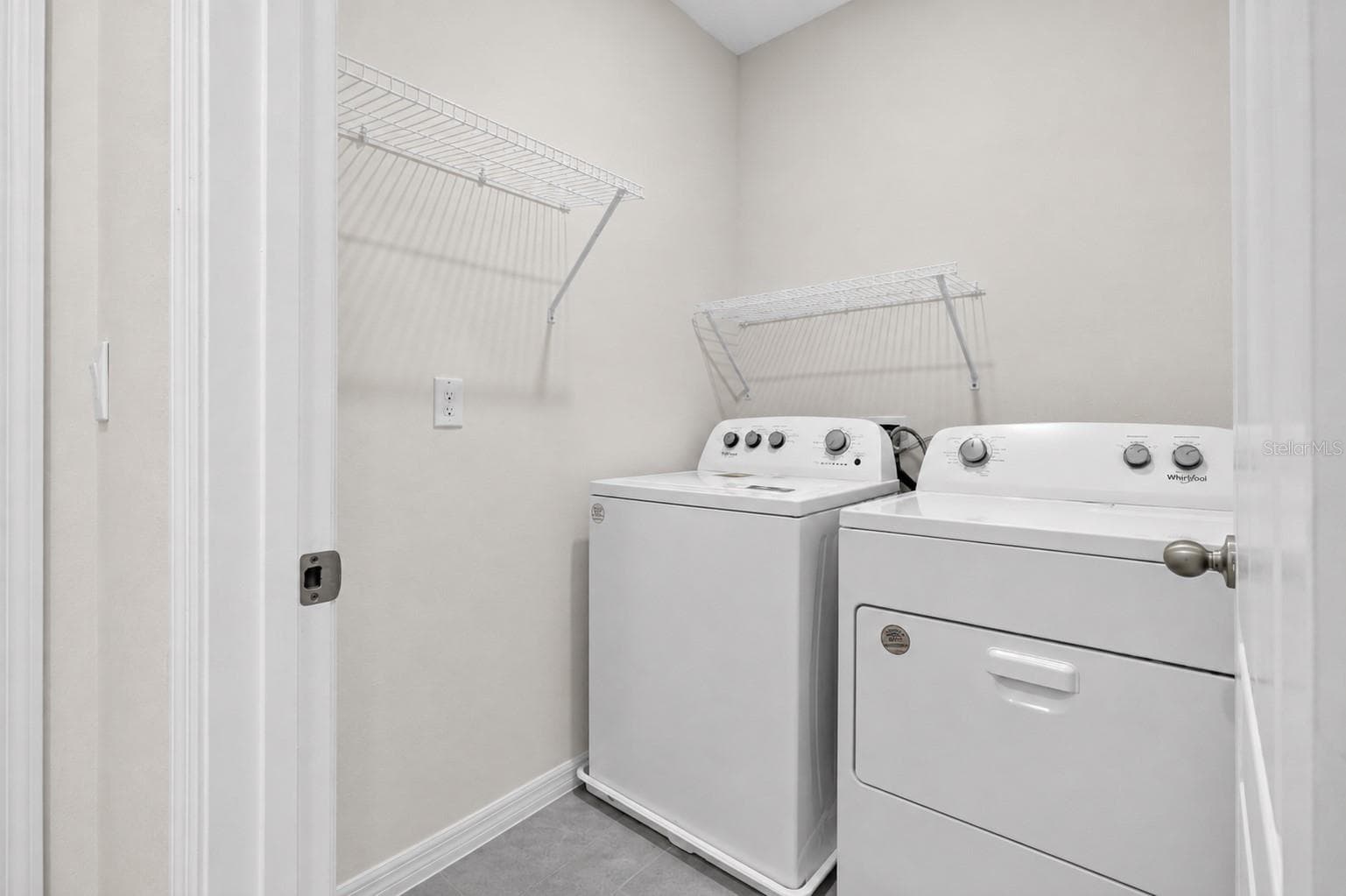 Second-Floor Laundry - 1021 SILVERBELL TRL, ST CLOUD