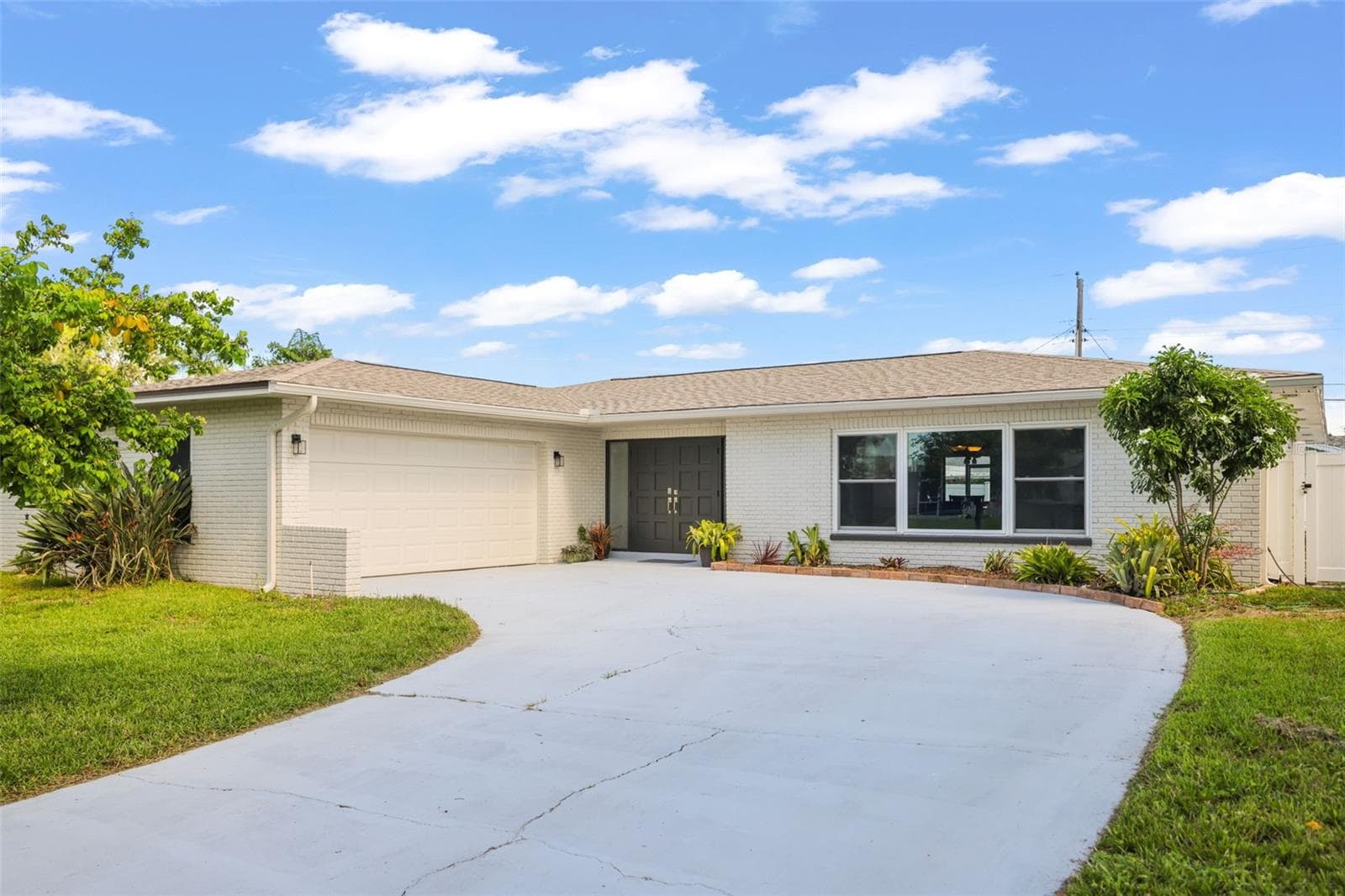 Single Family Residence at 13635 97TH TER, SEMINOLE, photo 2 of 61