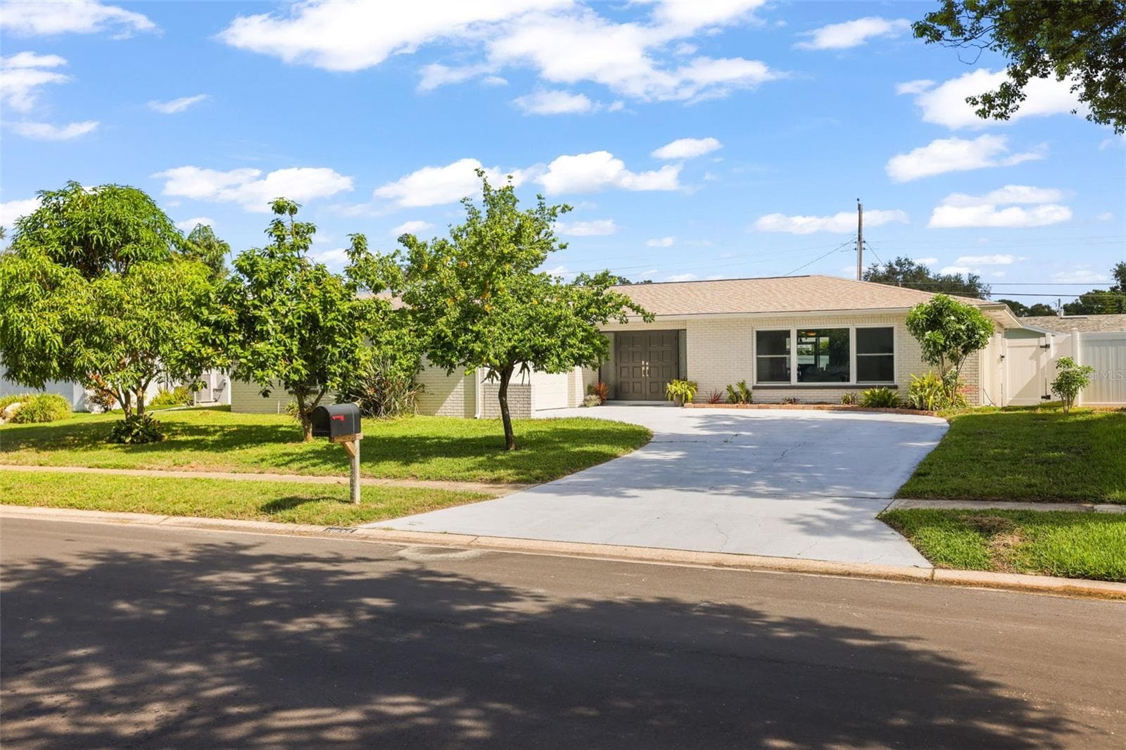 Single Family Residence at 13635 97TH TER, SEMINOLE, photo 6 of 61
