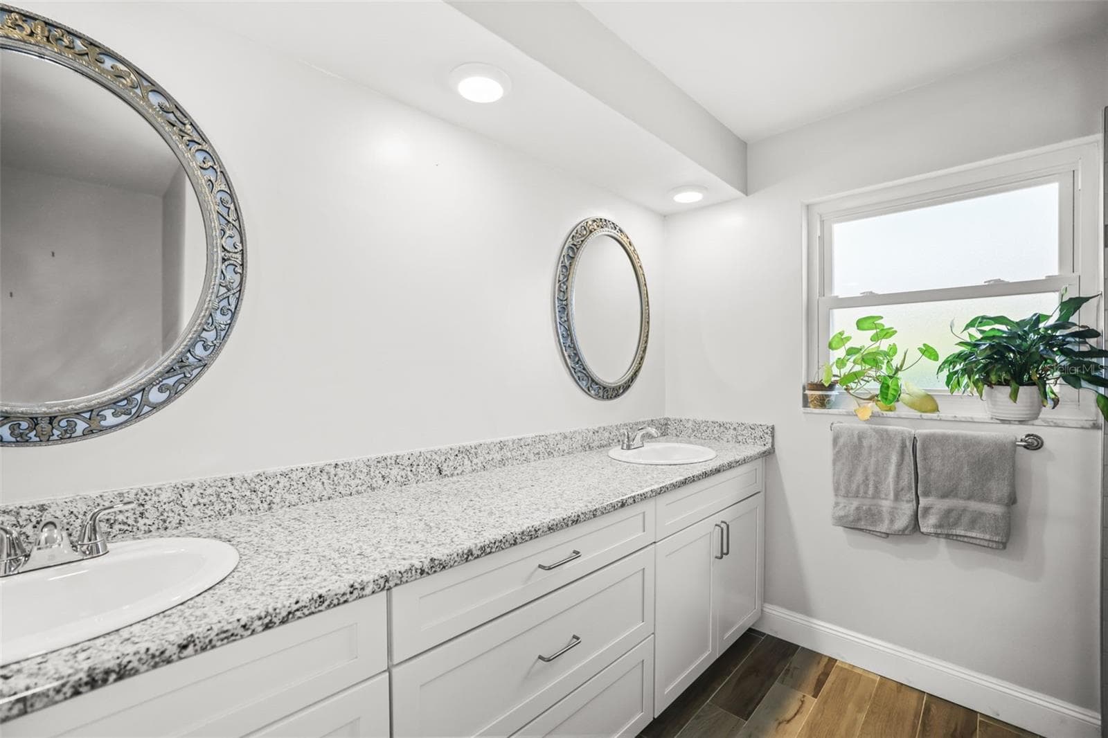 2nd Bathroom - 13635 97TH TER, SEMINOLE