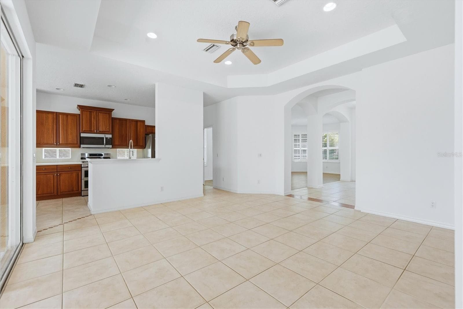 Single Family Residence at 9089 WILLOW BROOK DR, SARASOTA, photo 12 of 36