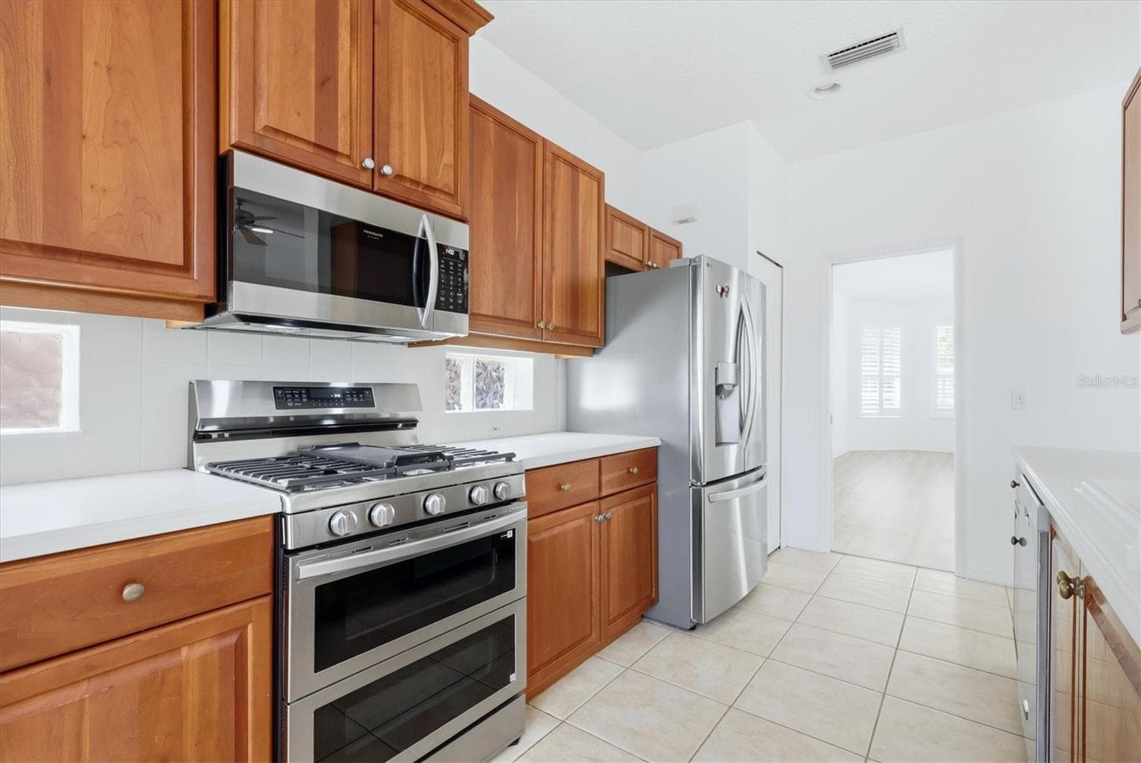 Single Family Residence at 9089 WILLOW BROOK DR, SARASOTA, photo 15 of 36