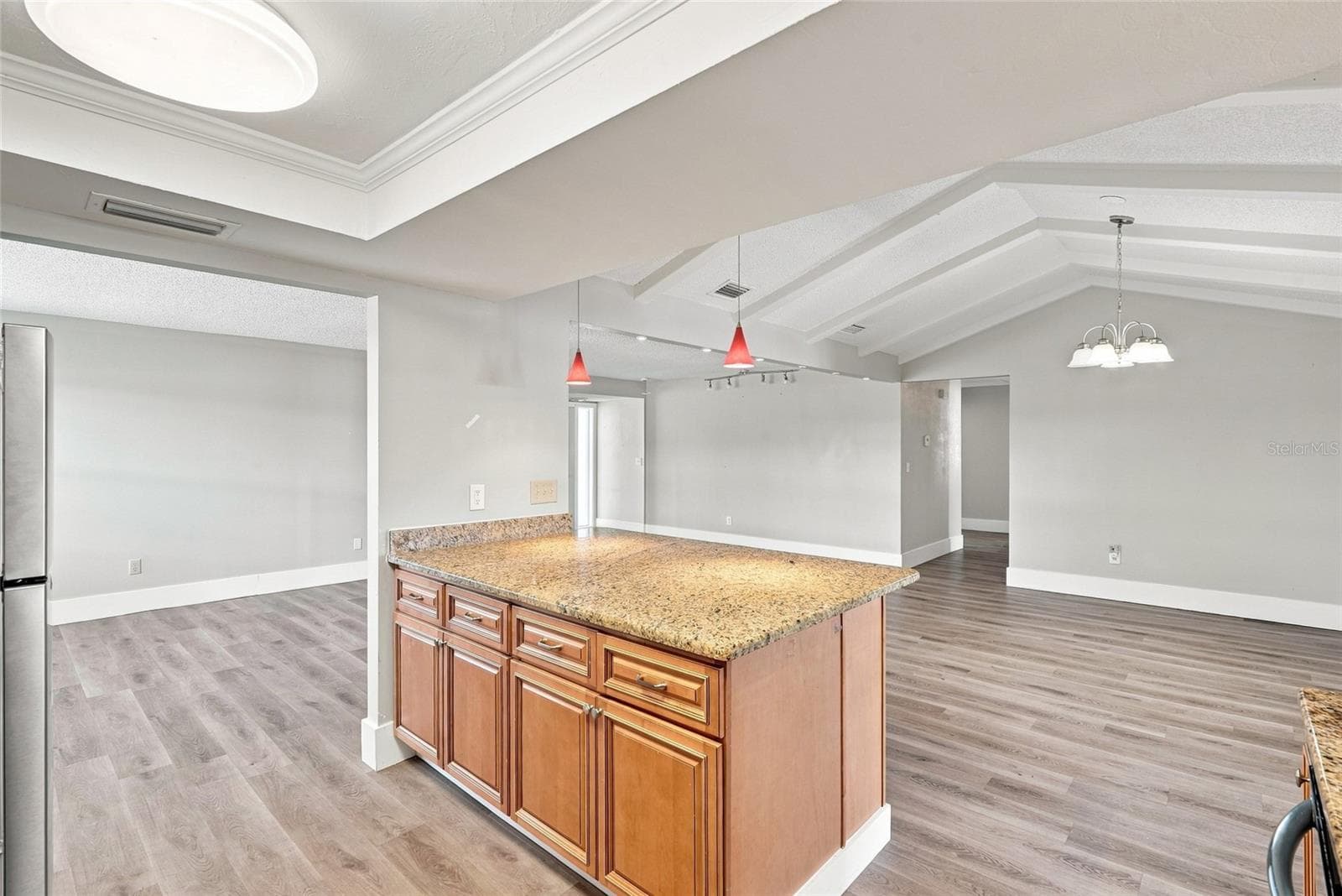 Single Family Residence at 13691 SERENA DR, LARGO, photo 11 of 53