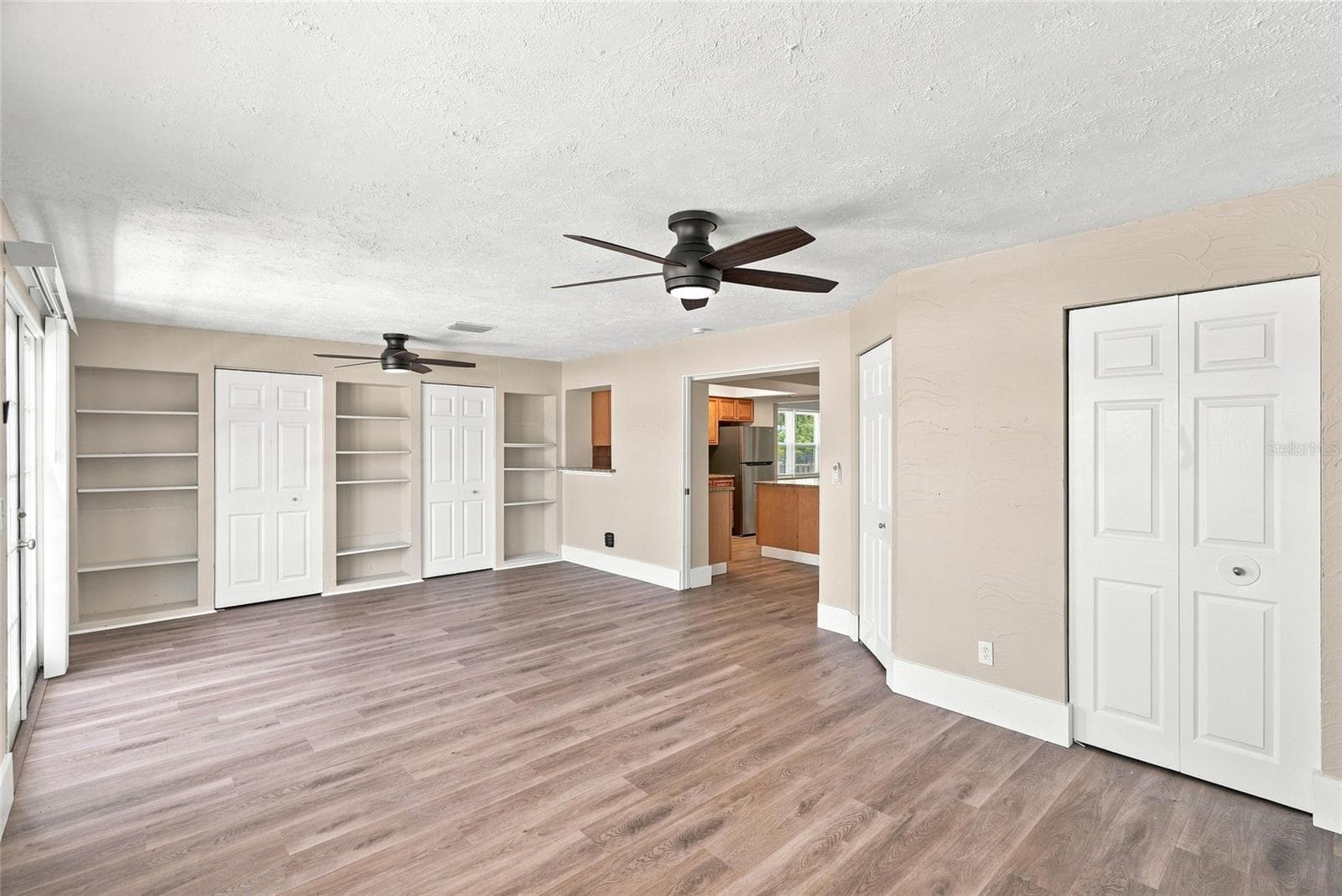 FAMILY ROOM - 13691 SERENA DR, LARGO