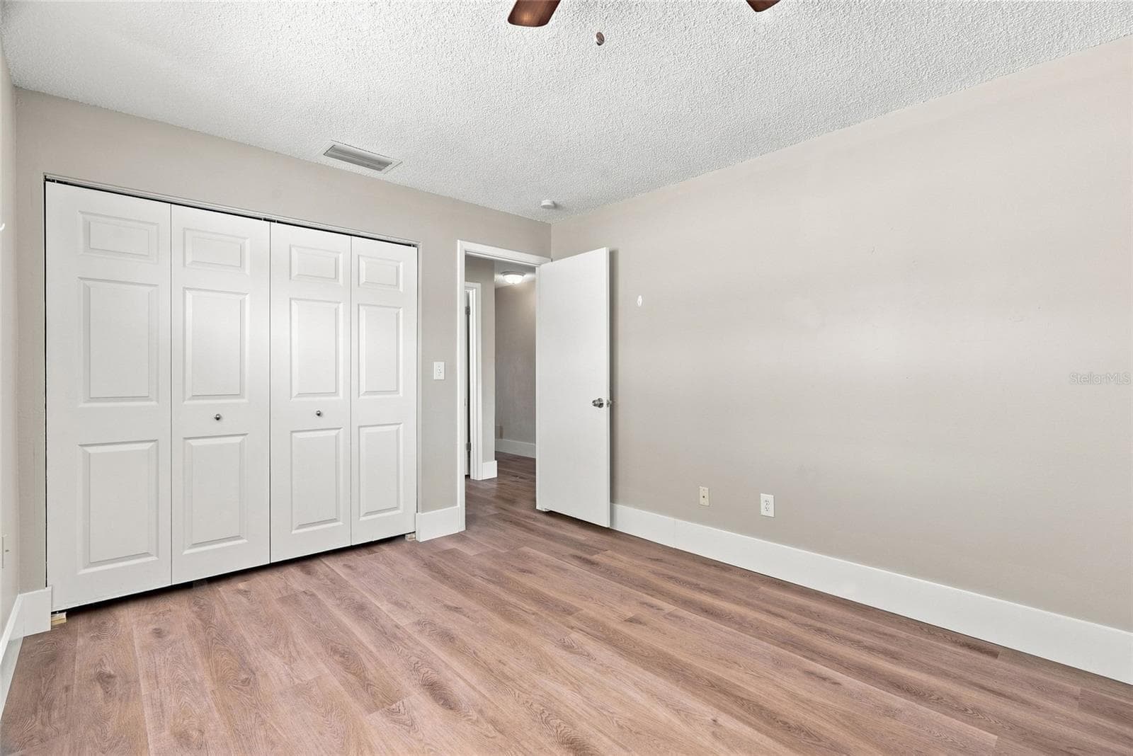 Single Family Residence at 13691 SERENA DR, LARGO, photo 38 of 53