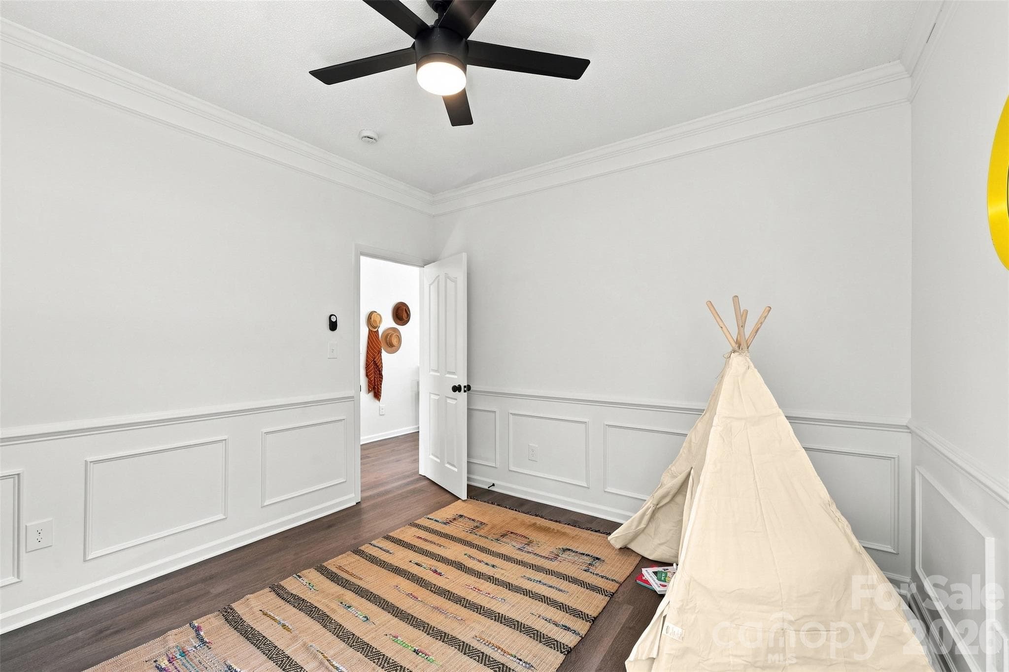 Single Family Residence at 232 Wrayhill Drive, Charlotte, photo 13 of 41