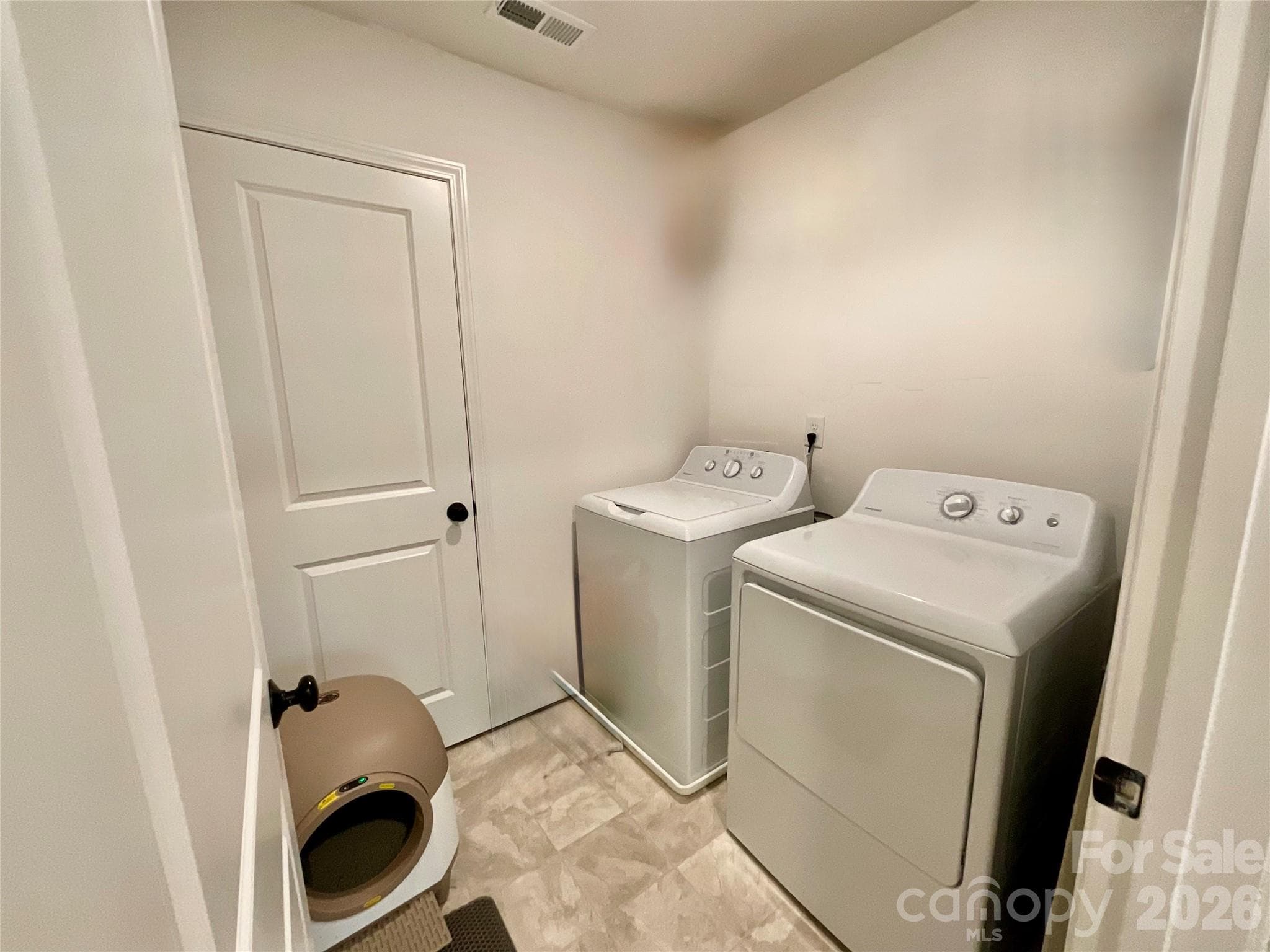 Townhouse at 11009 Pagebrook Lane, Charlotte, photo 15 of 30