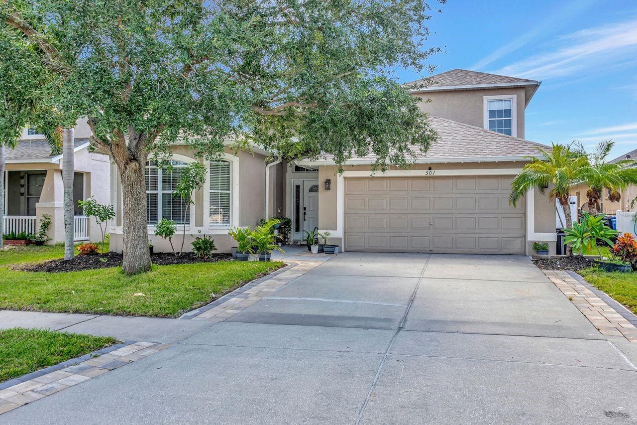 501 STONE BRIAR DR