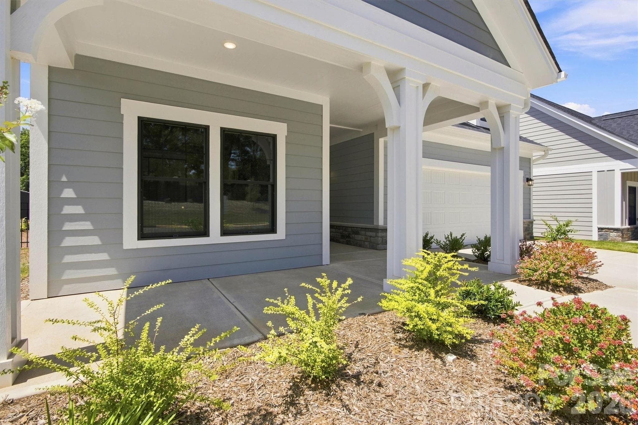 Single Family Residence at 3048 Five Creek Road, Charlotte, photo 7 of 58