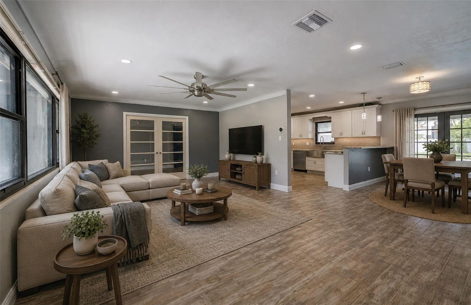 virtually staged - 323 SUWANEE AVE, SARASOTA