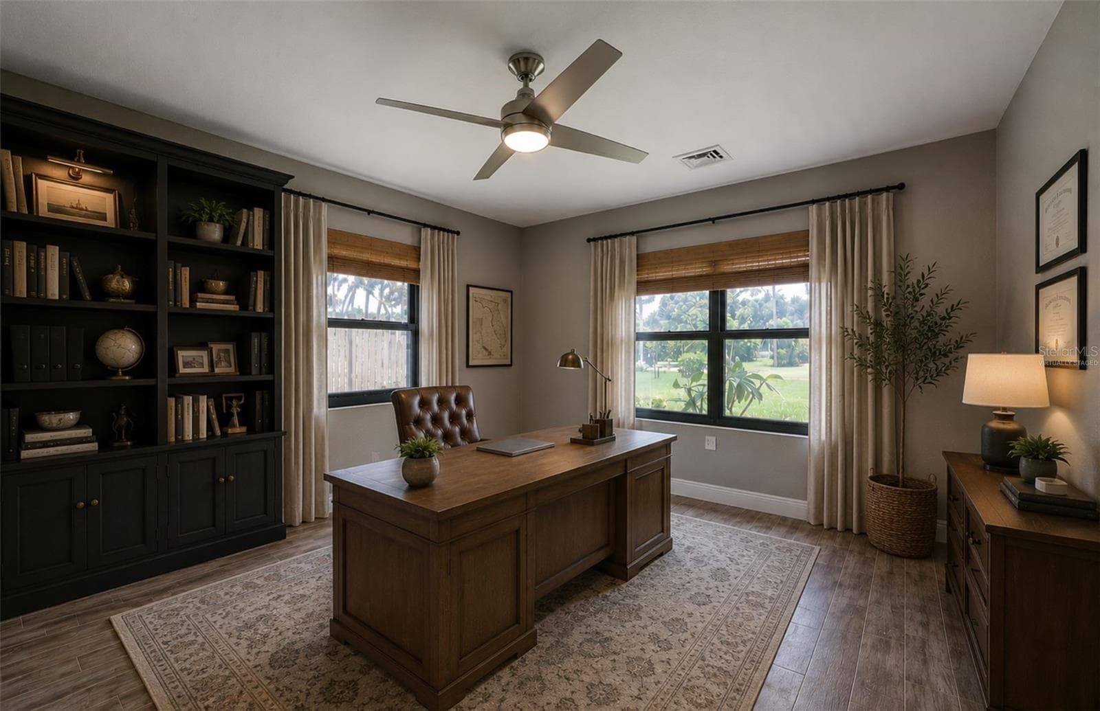 virtually staged office - 323 SUWANEE AVE, SARASOTA