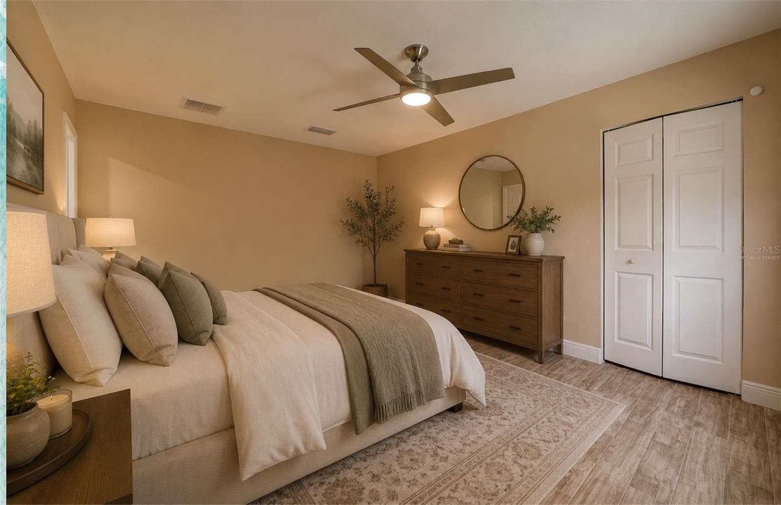 virtually staged - 323 SUWANEE AVE, SARASOTA