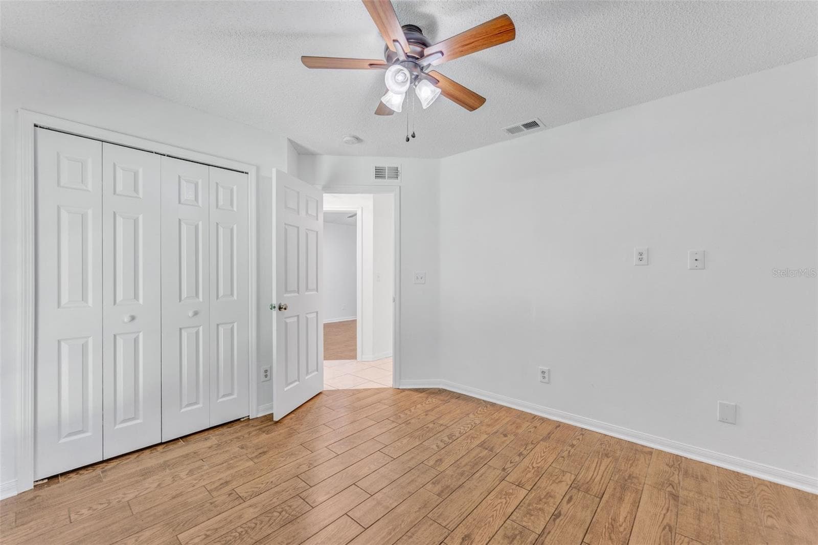 Single Family Residence at 6115 SAND KEY LN, WESLEY CHAPEL, photo 21 of 33