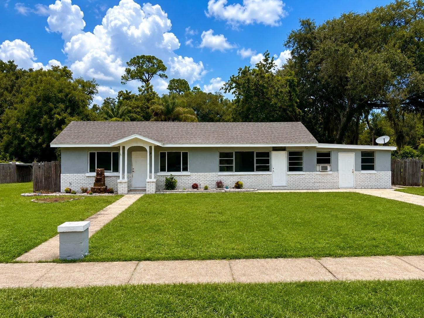 8 SMYRNA DR