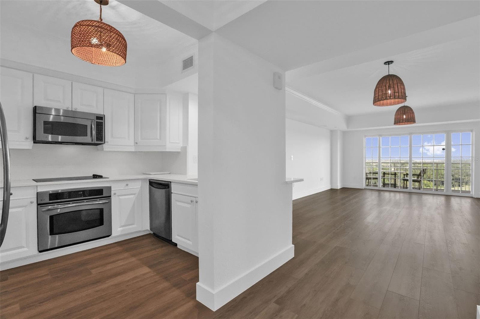 Condominium at 7593 GATHERING DR #707, REUNION, photo 7 of 40
