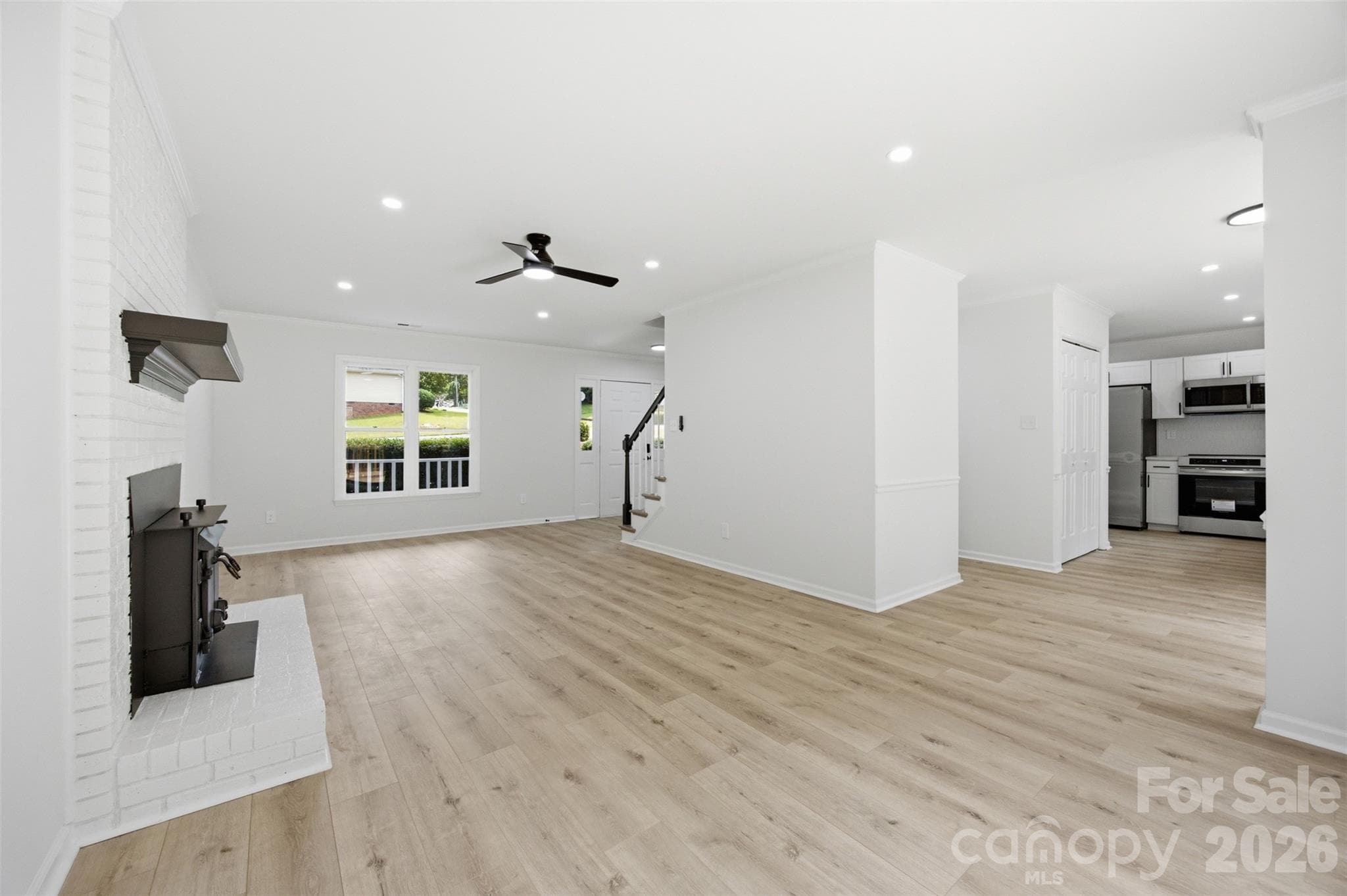 Single Family Residence at 7241 Mcteal Place, Charlotte, photo 11 of 47