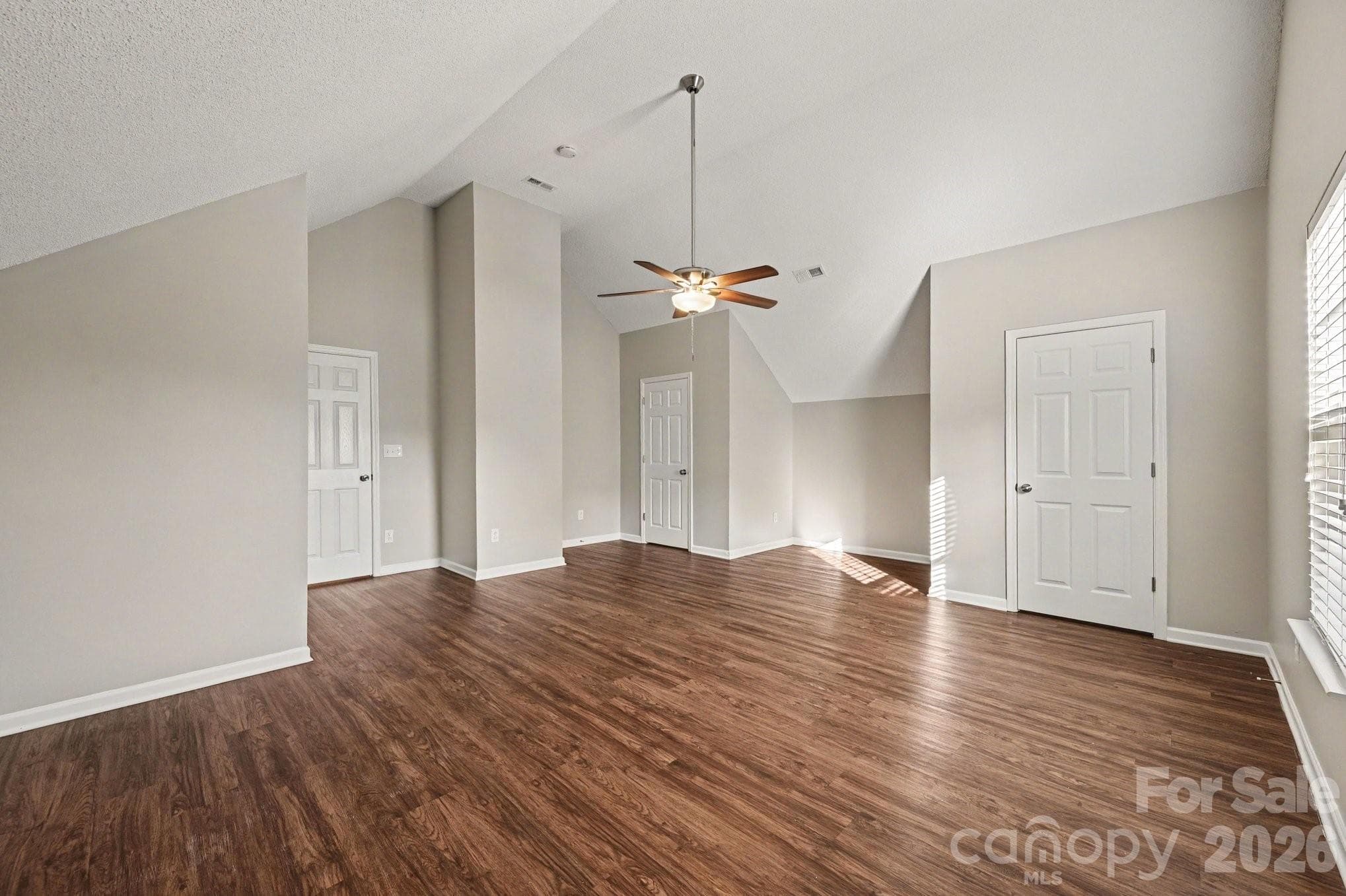 Single Family Residence at 11008 Padderborn Court, Charlotte, photo 6 of 34