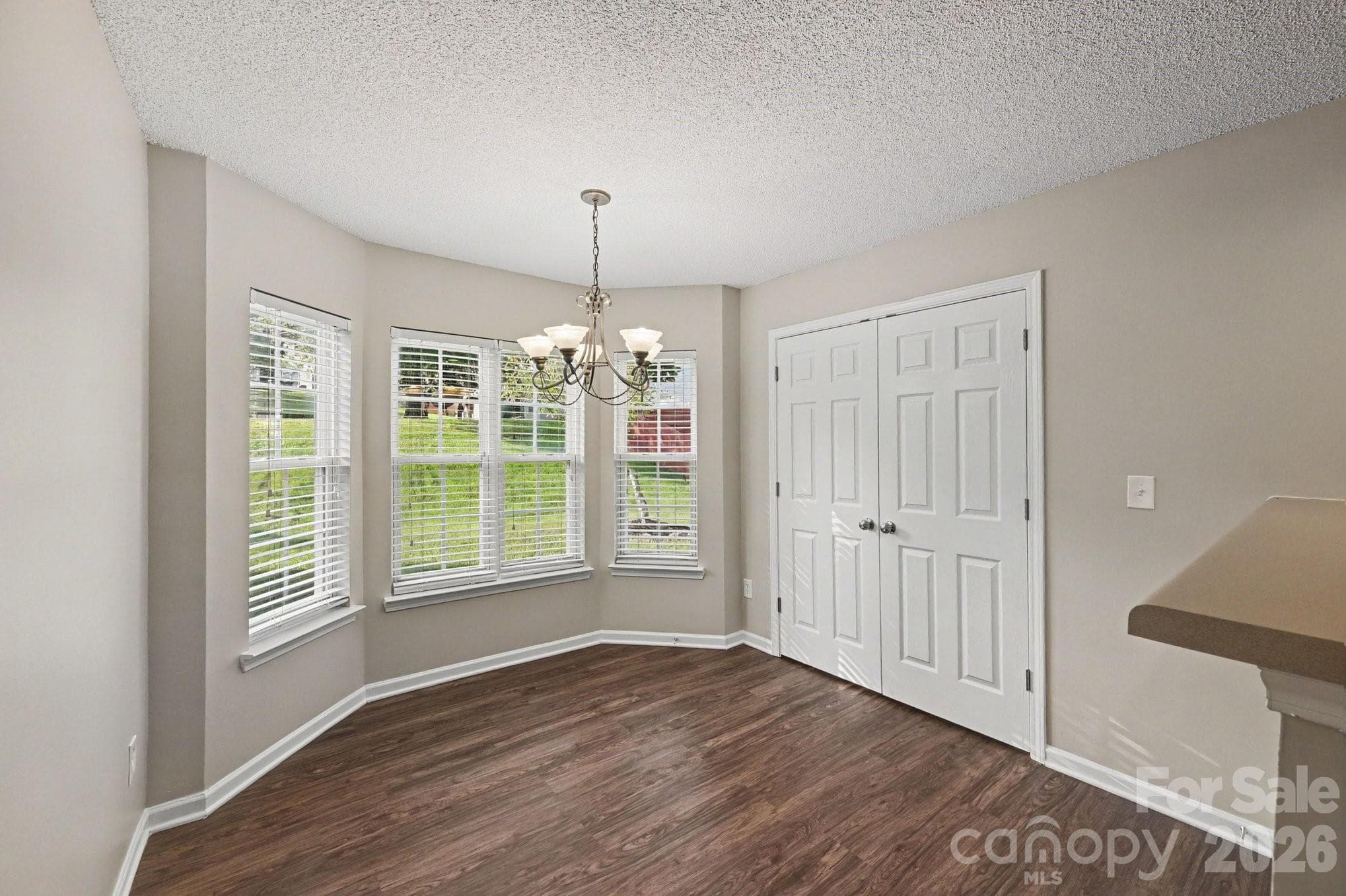 Single Family Residence at 11008 Padderborn Court, Charlotte, photo 7 of 34