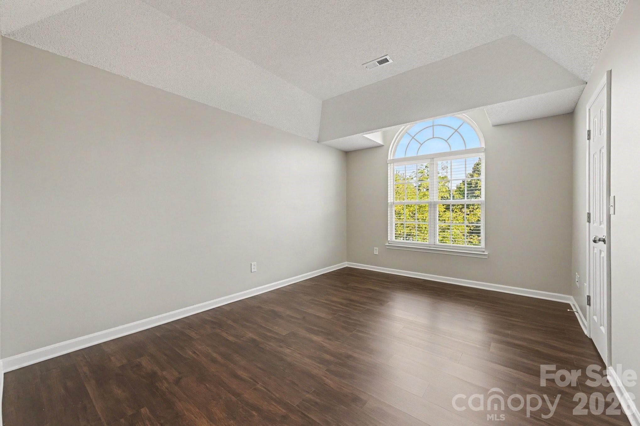 Single Family Residence at 11008 Padderborn Court, Charlotte, photo 24 of 34