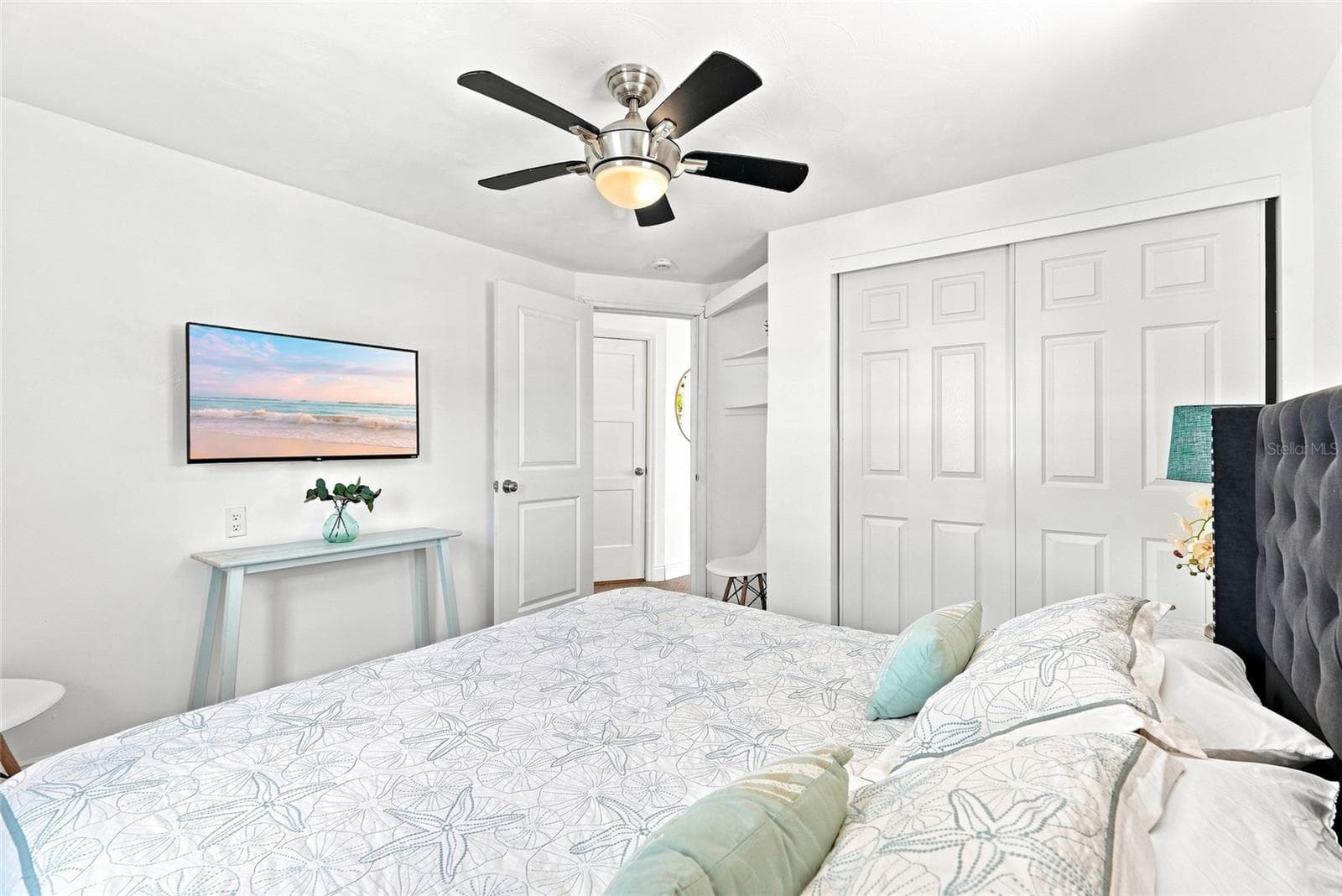 Single Family Residence at 13313 2ND ST E, MADEIRA BEACH, photo 21 of 35
